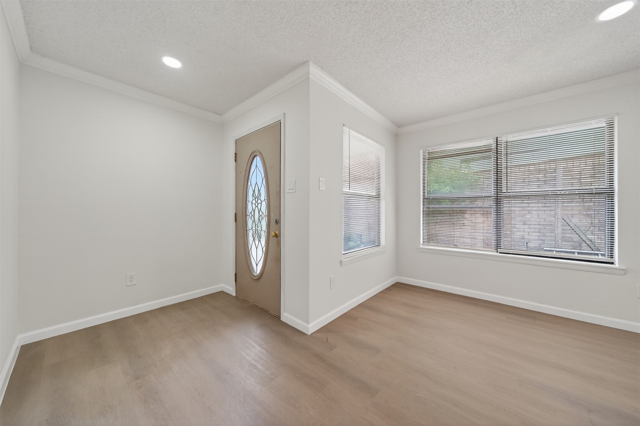 6 Quailwood Drive Property Photo 6