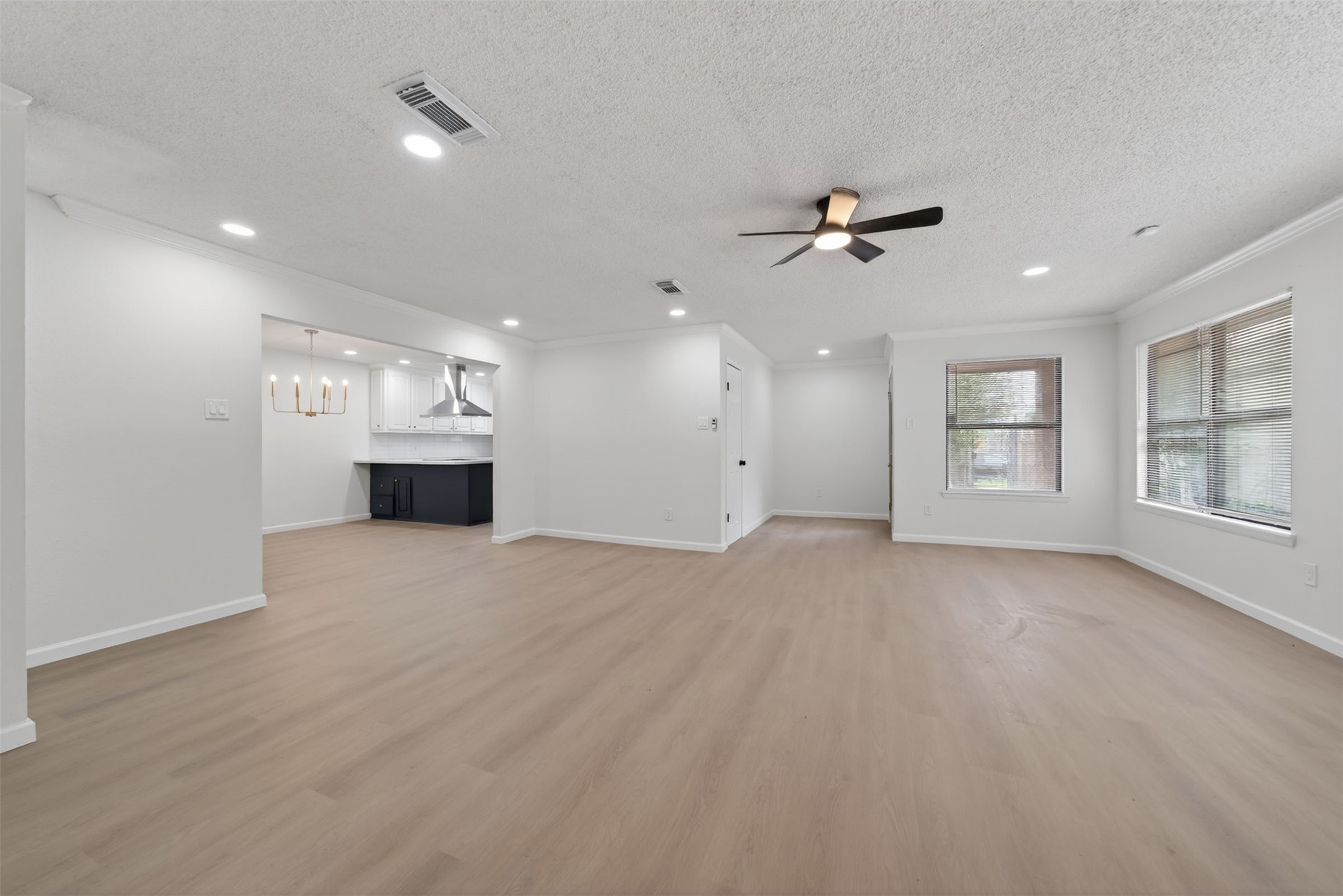 6 Quailwood Drive Property Photo 13