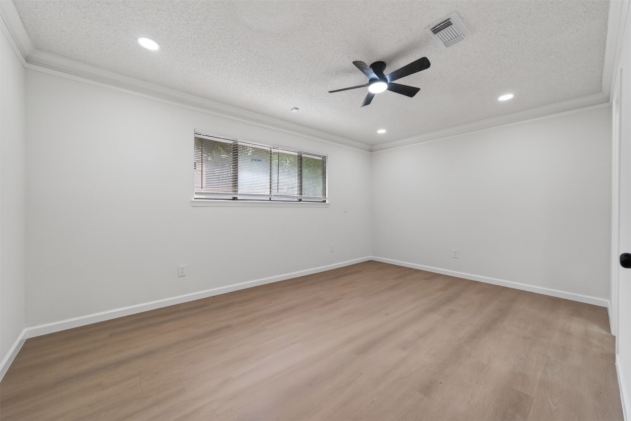 6 Quailwood Drive Property Photo 32