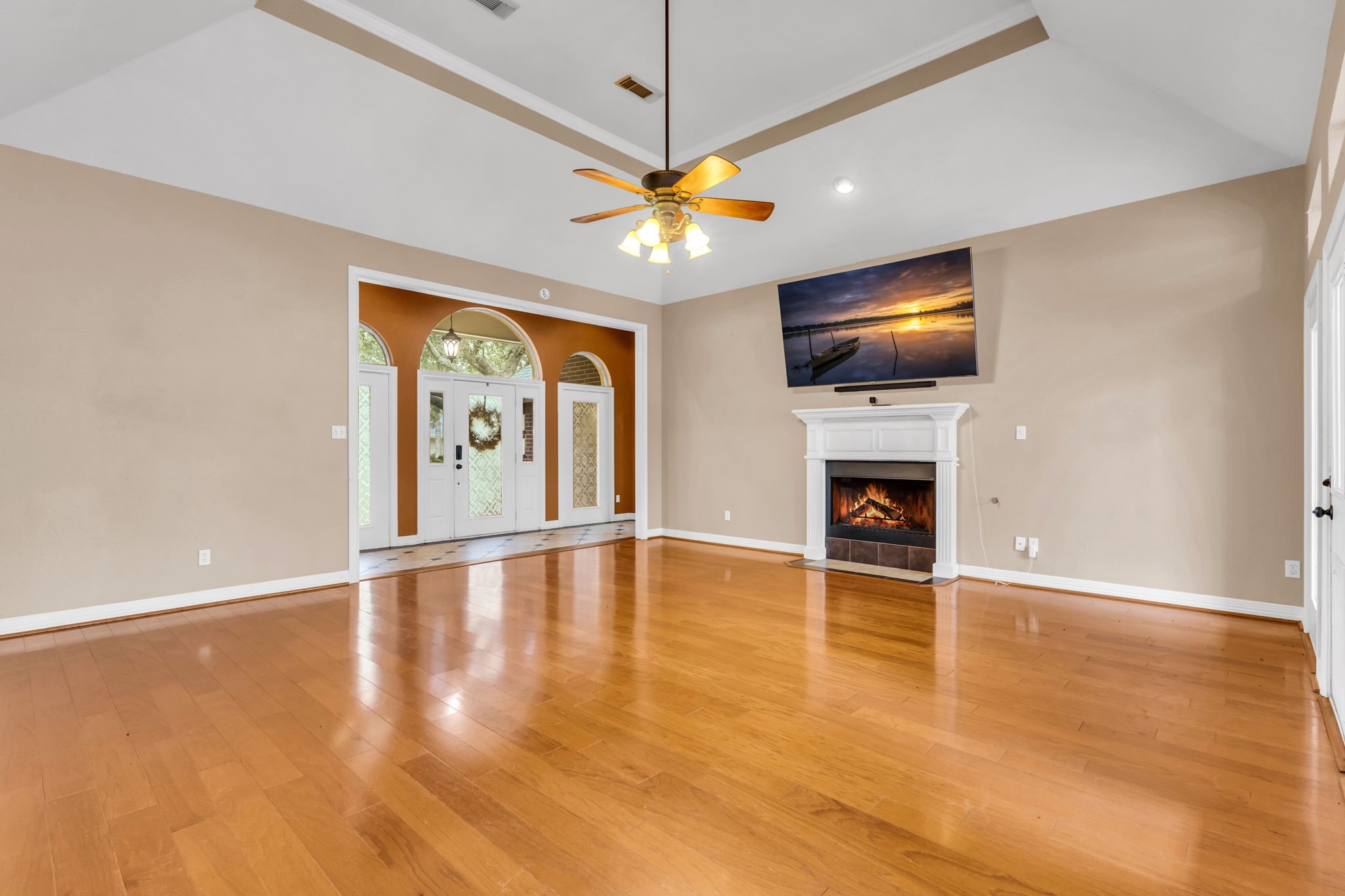 1100 Dawnwood Property Photo 6