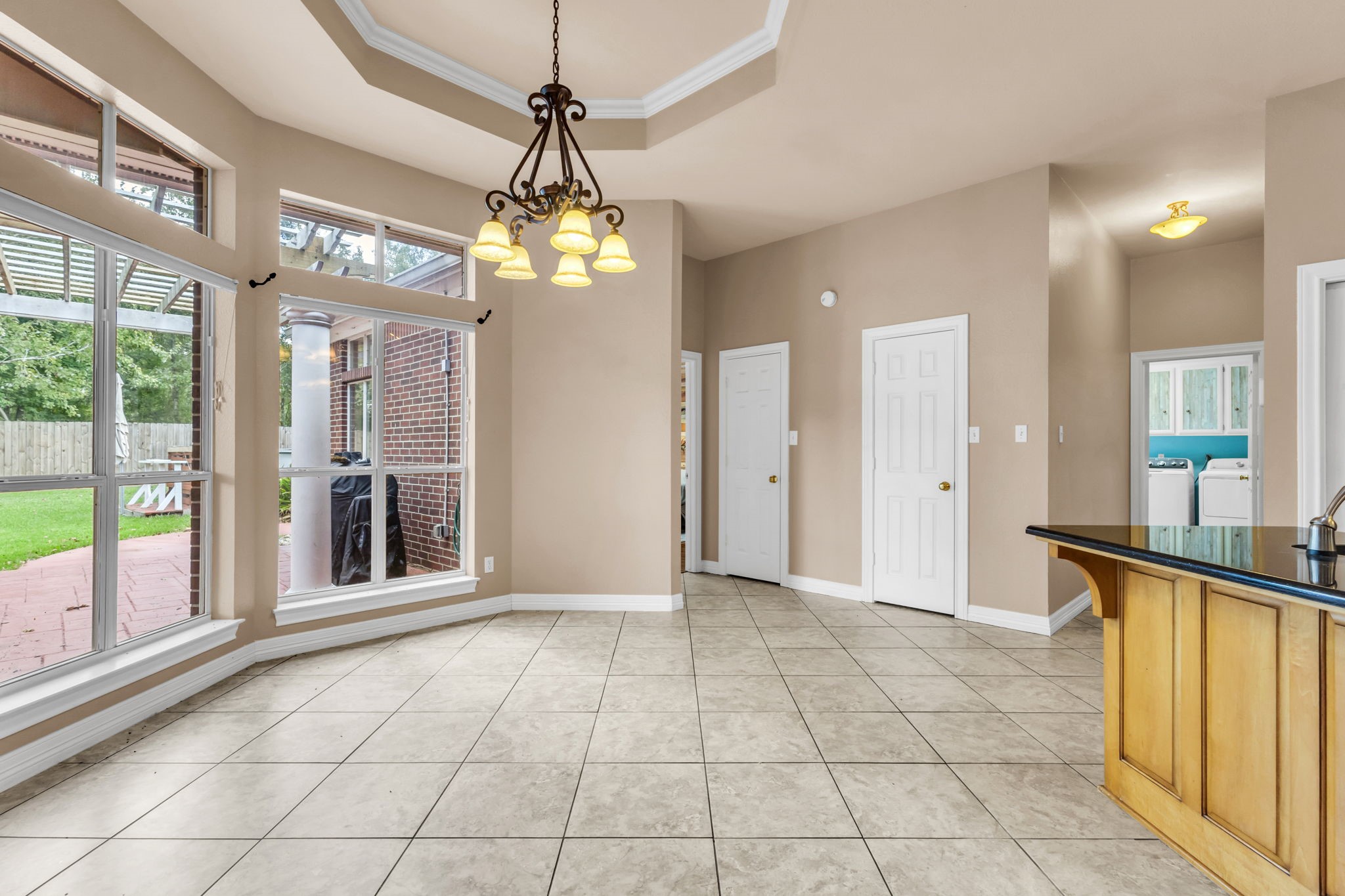 1100 Dawnwood Property Photo 8