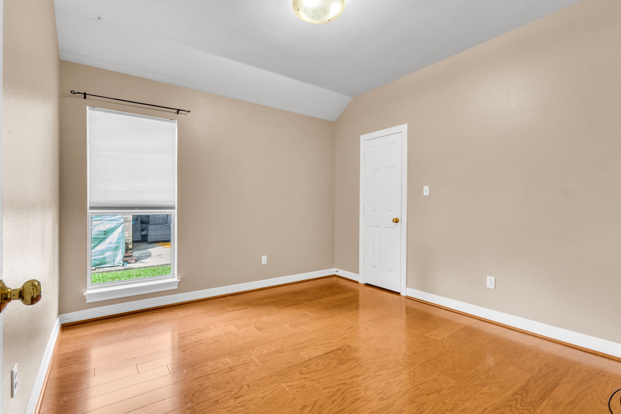 1100 Dawnwood Property Photo 28