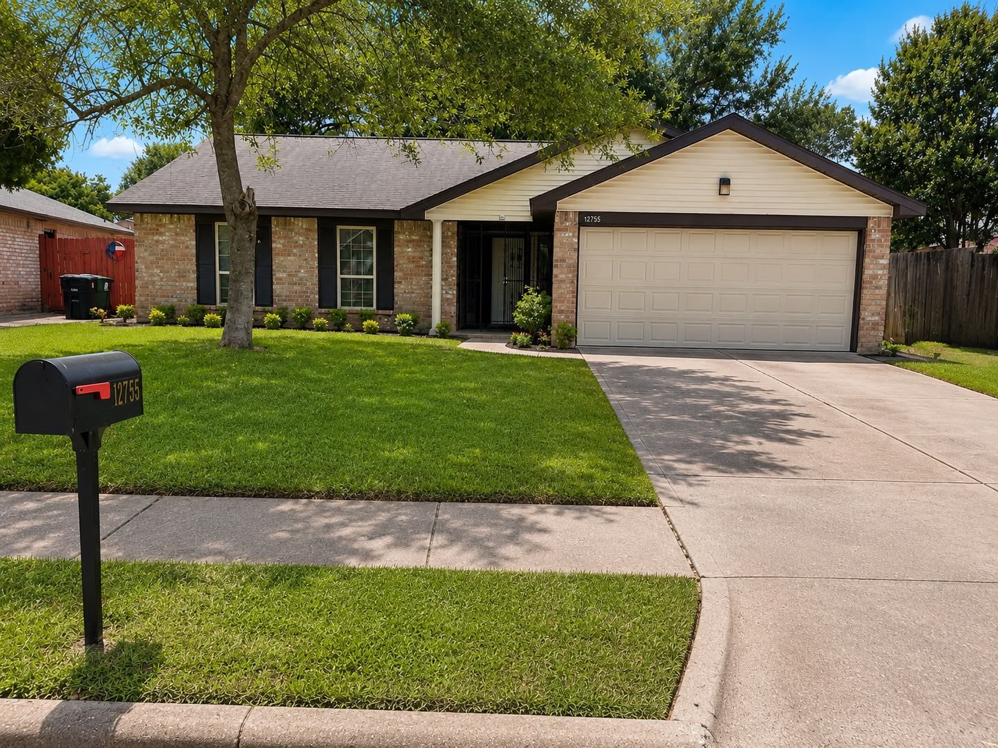 12755 Brookglade Circle Property Photo 1