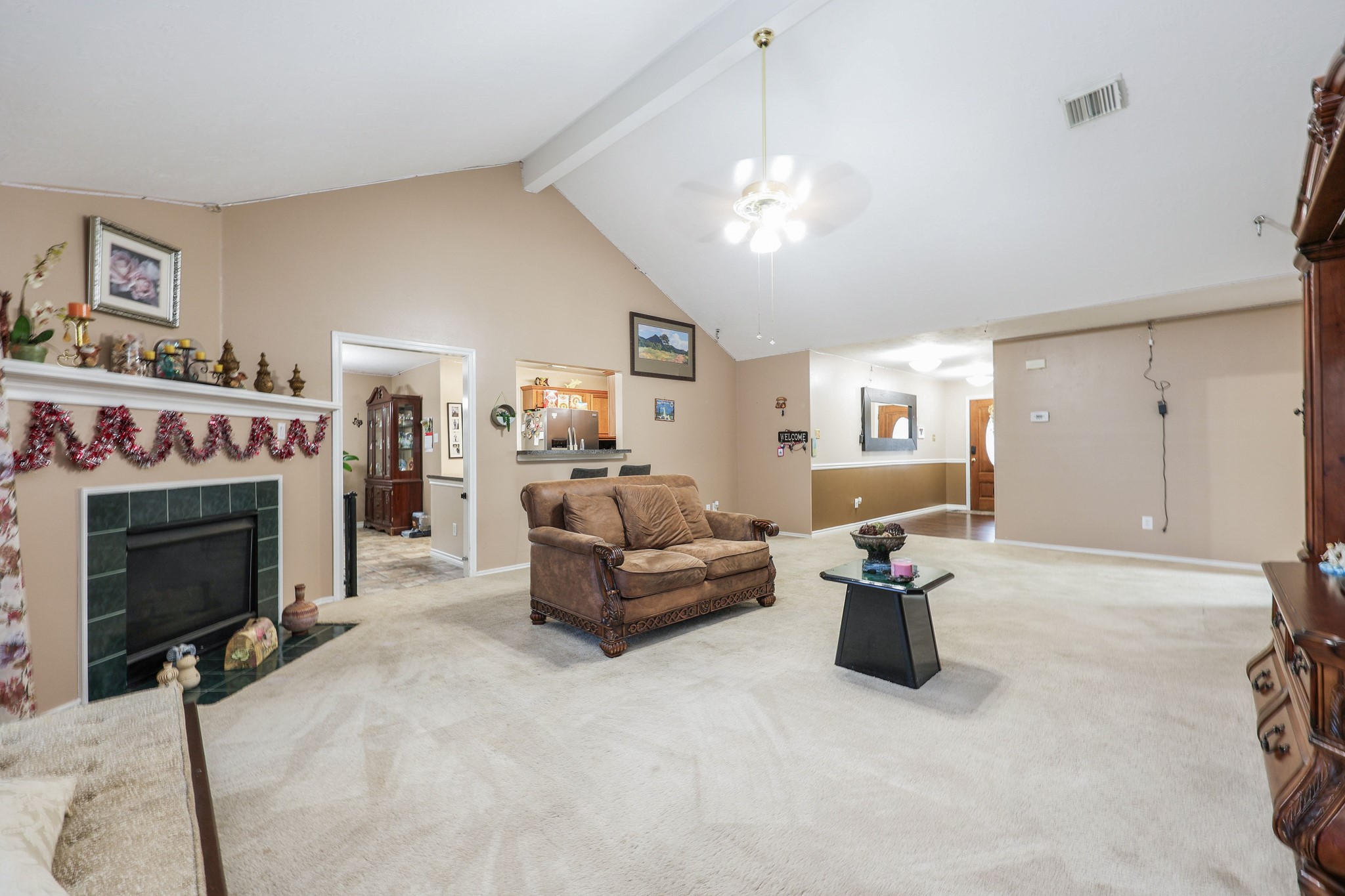 5233 Ridgecrest Drive Property Photo 6