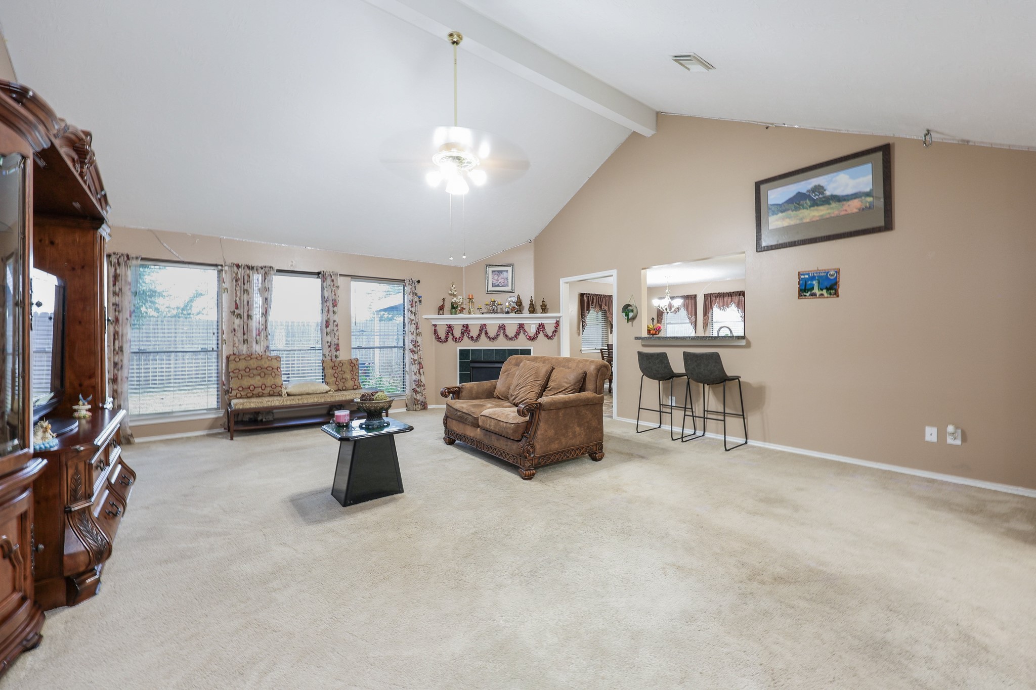 5233 Ridgecrest Drive Property Photo 8