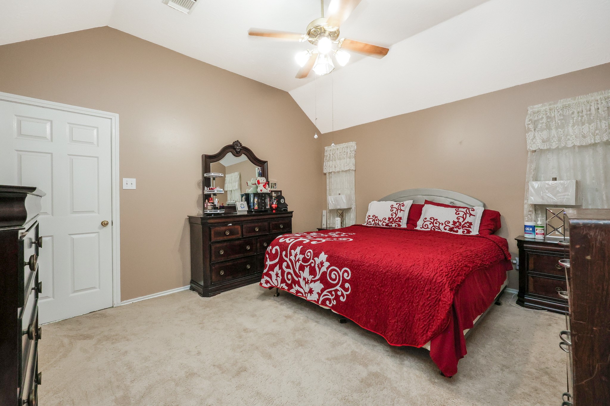 5233 Ridgecrest Drive Property Photo 16