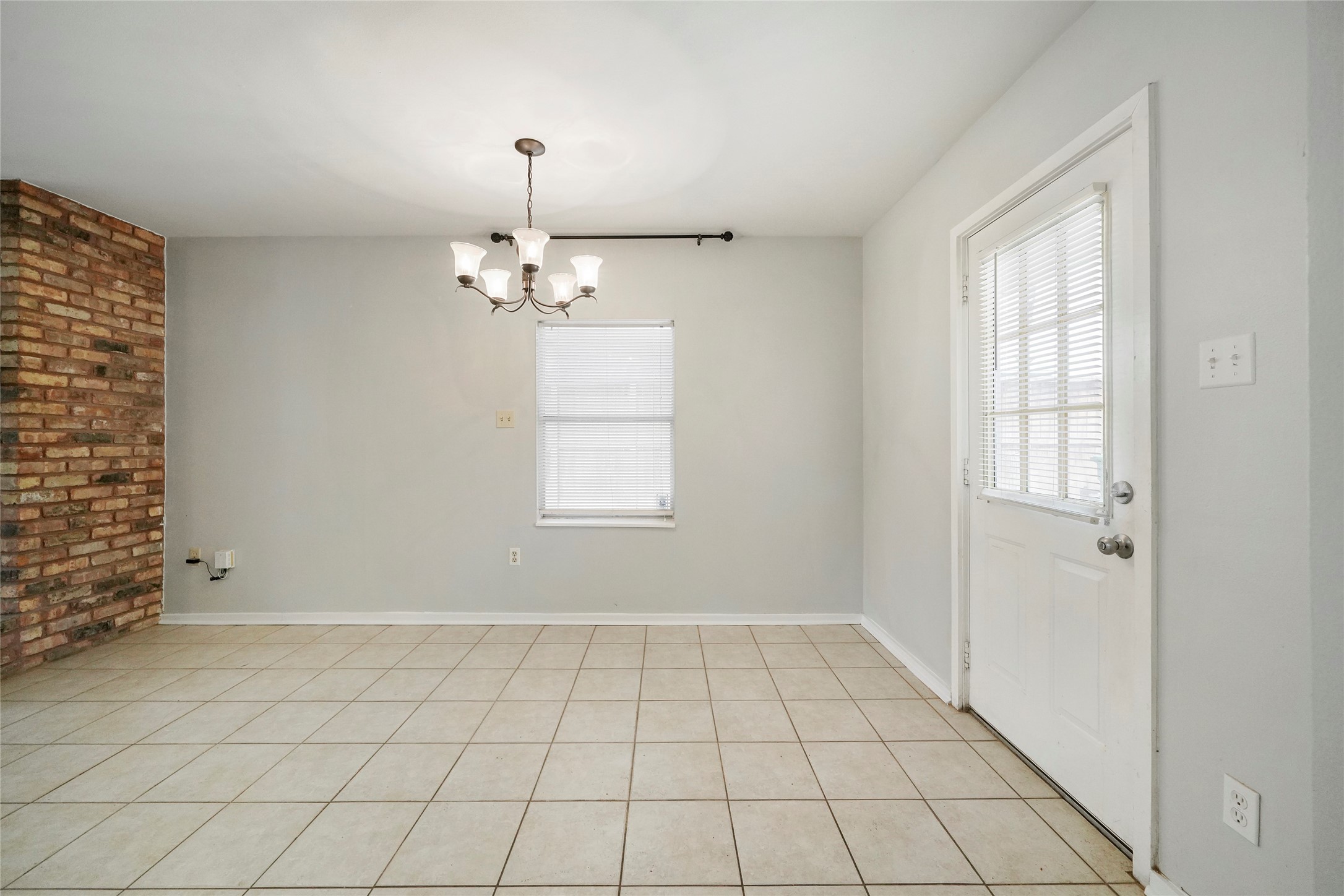 930 42nd Street Property Photo 15