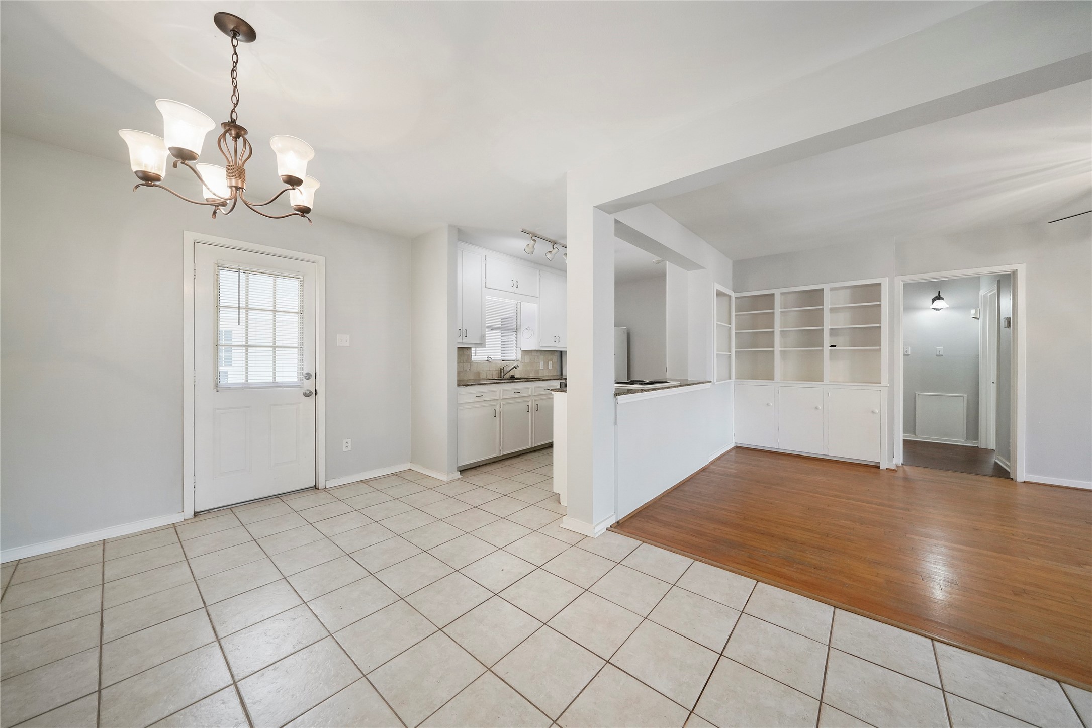 930 42nd Street Property Photo 16