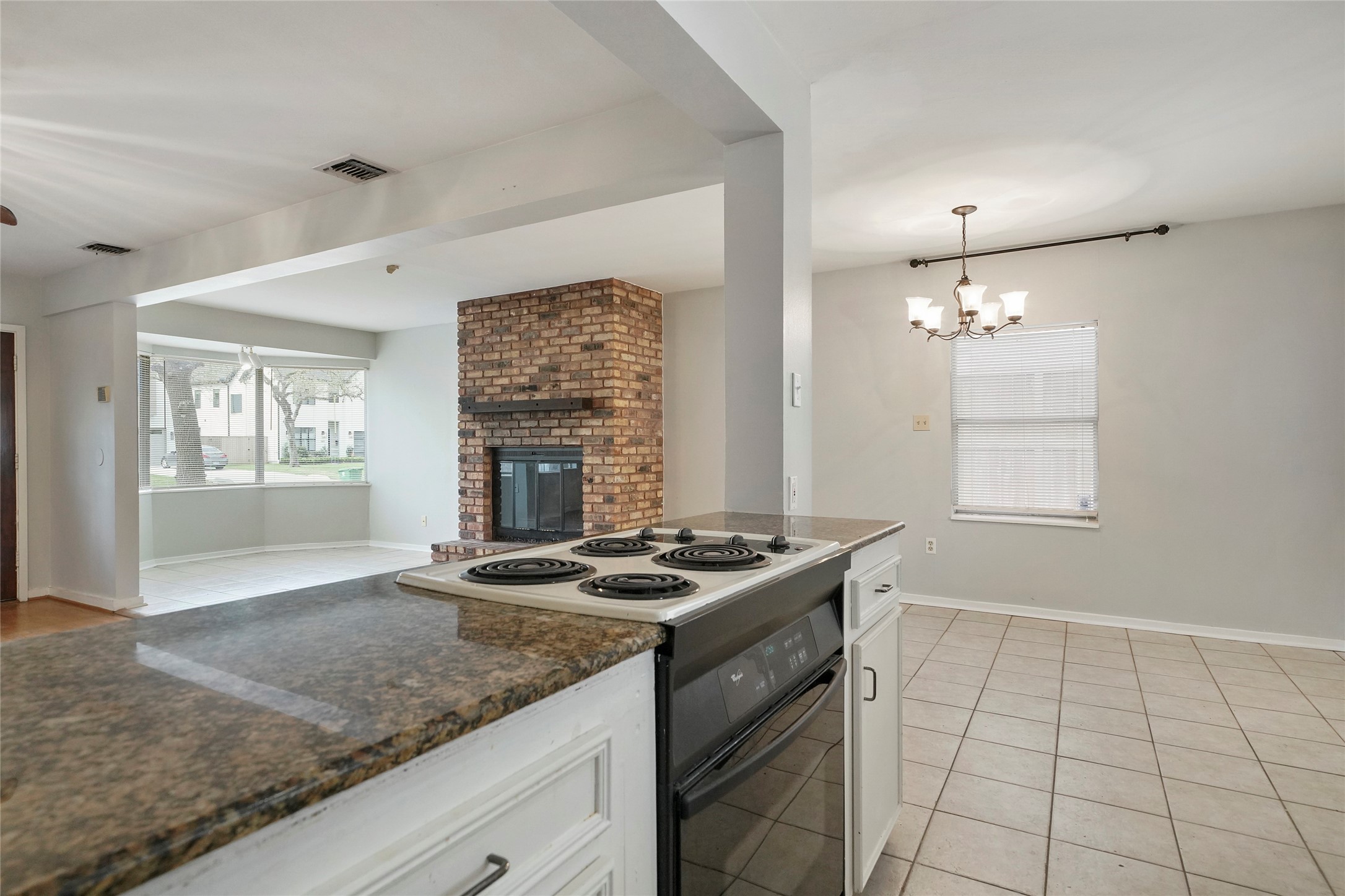 930 42nd Street Property Photo 18