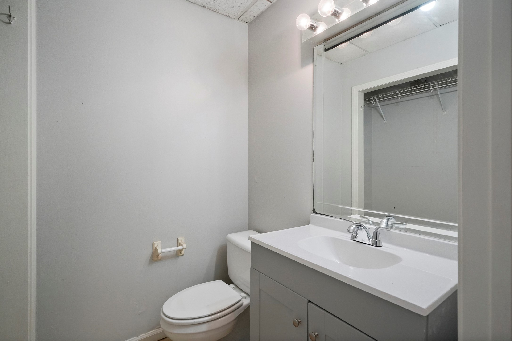 930 42nd Street Property Photo 30
