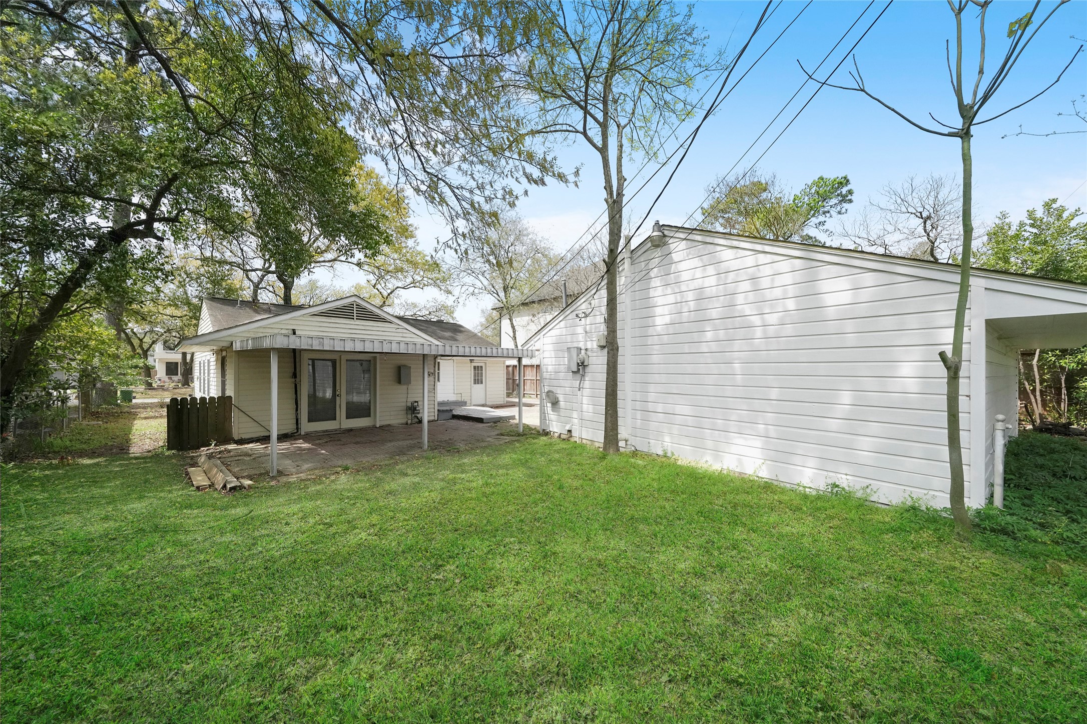 930 42nd Street Property Photo 34
