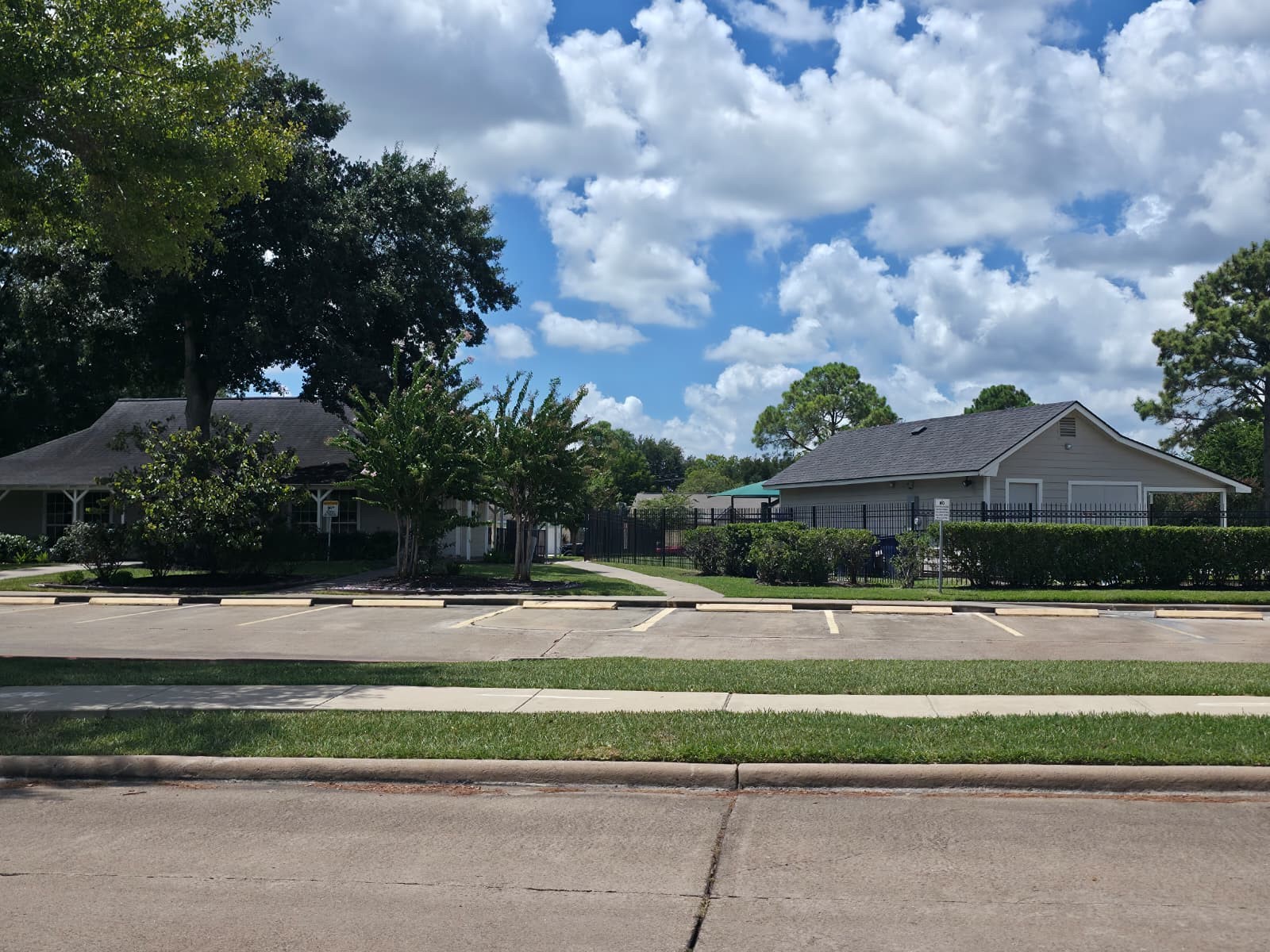 13915 Old Village Lane Property Photo 19