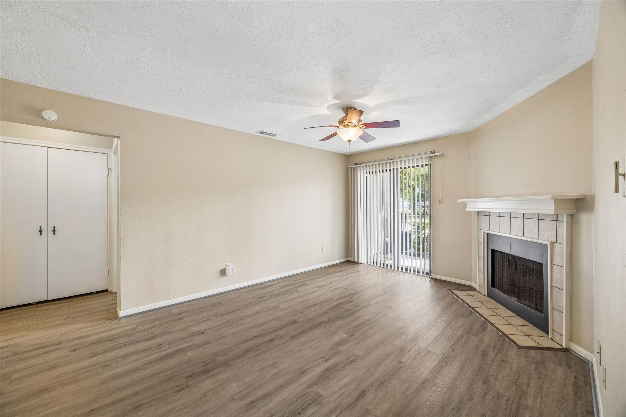 12755 Mill Ridge Drive 306 Property Photo 6