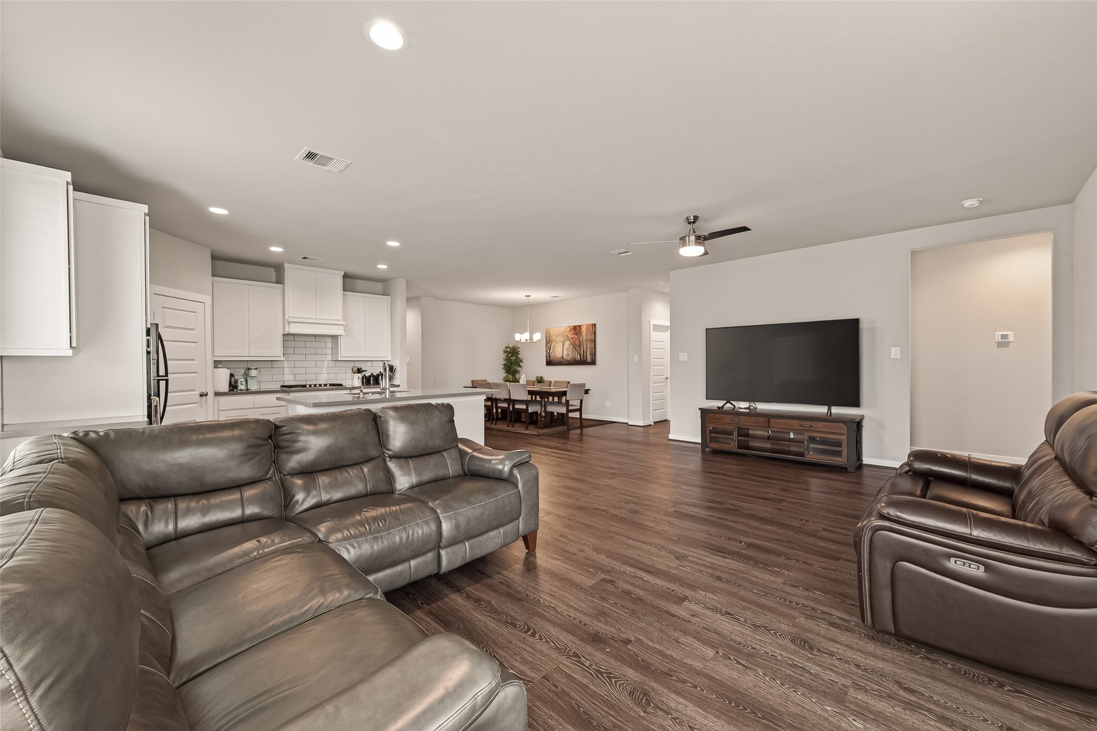 28419 Hazel Trail Property Photo 13