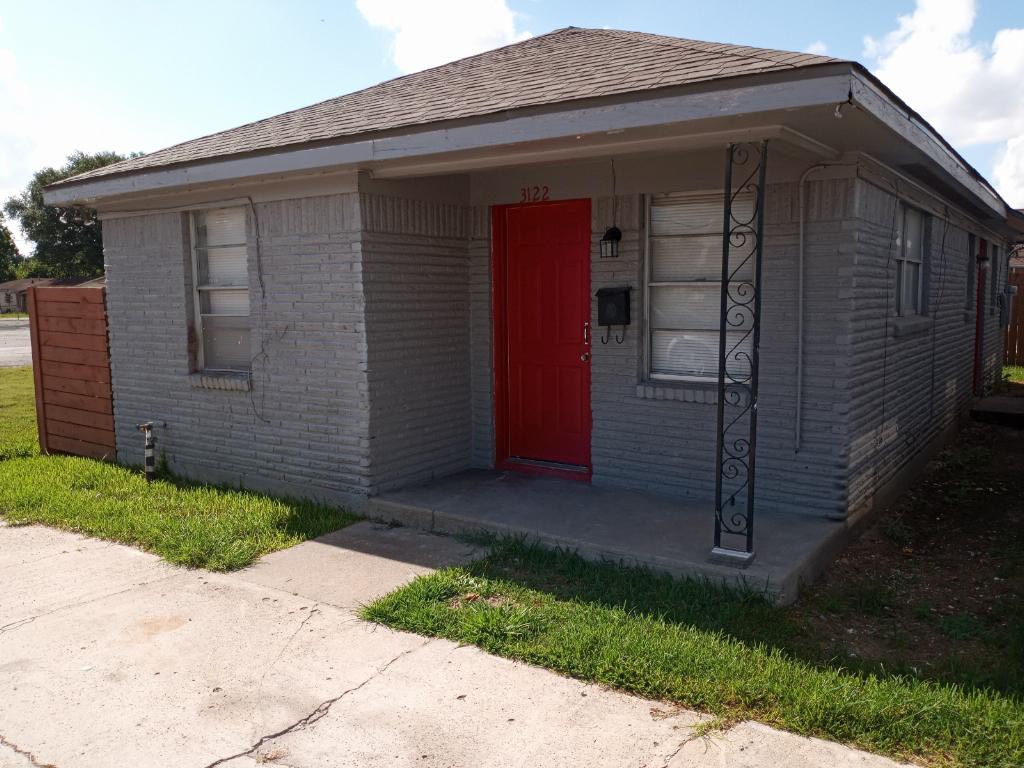 3122 Crane Street 3122 Property Photo 1