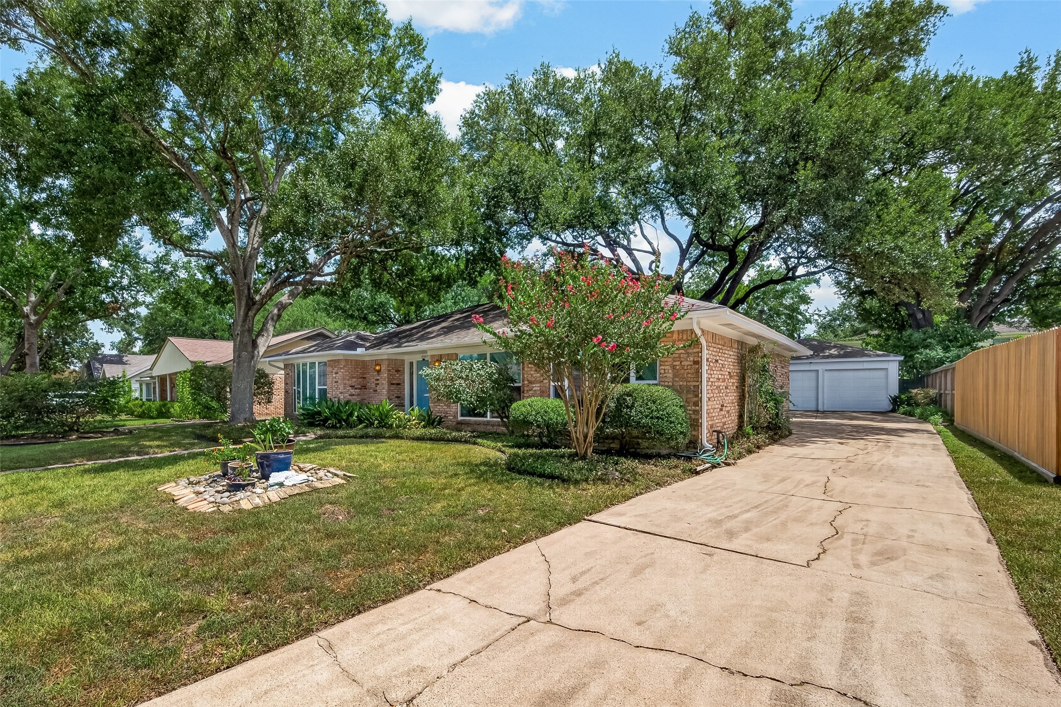 8507 Langdon Lane Property Photo 4