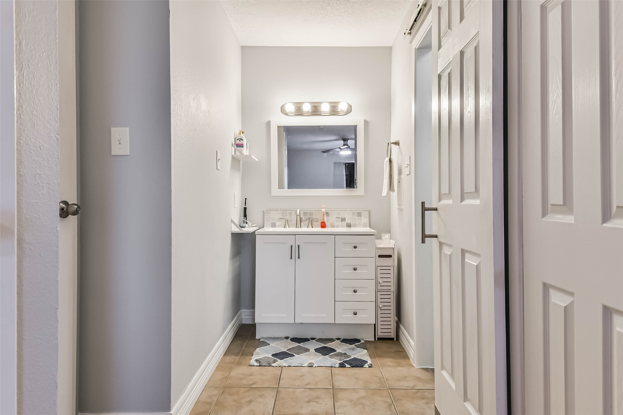 7600 Emmett F Lowry Expressway 904 Property Photo 10