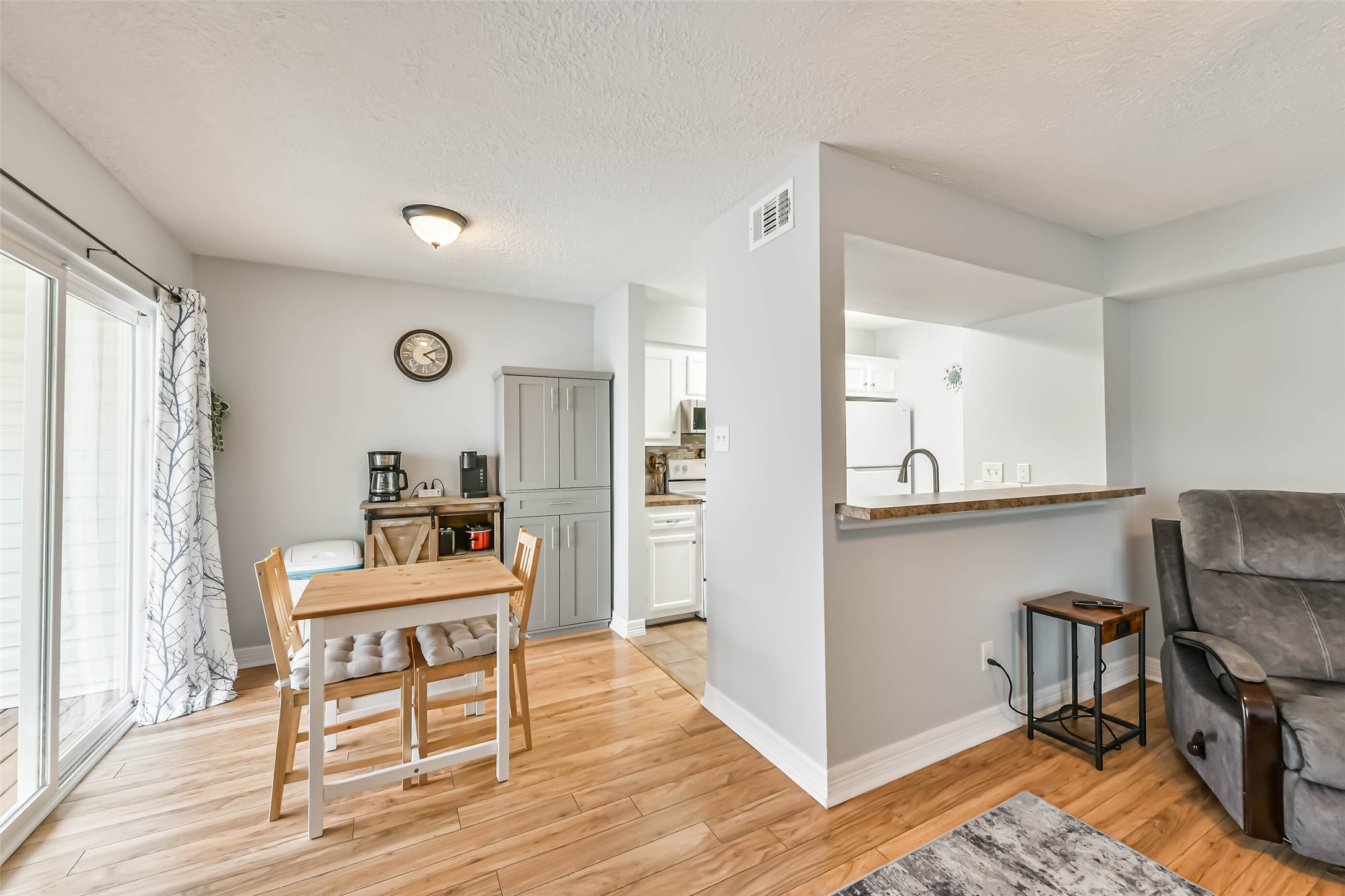 7600 Emmett F Lowry Expressway 904 Property Photo 15