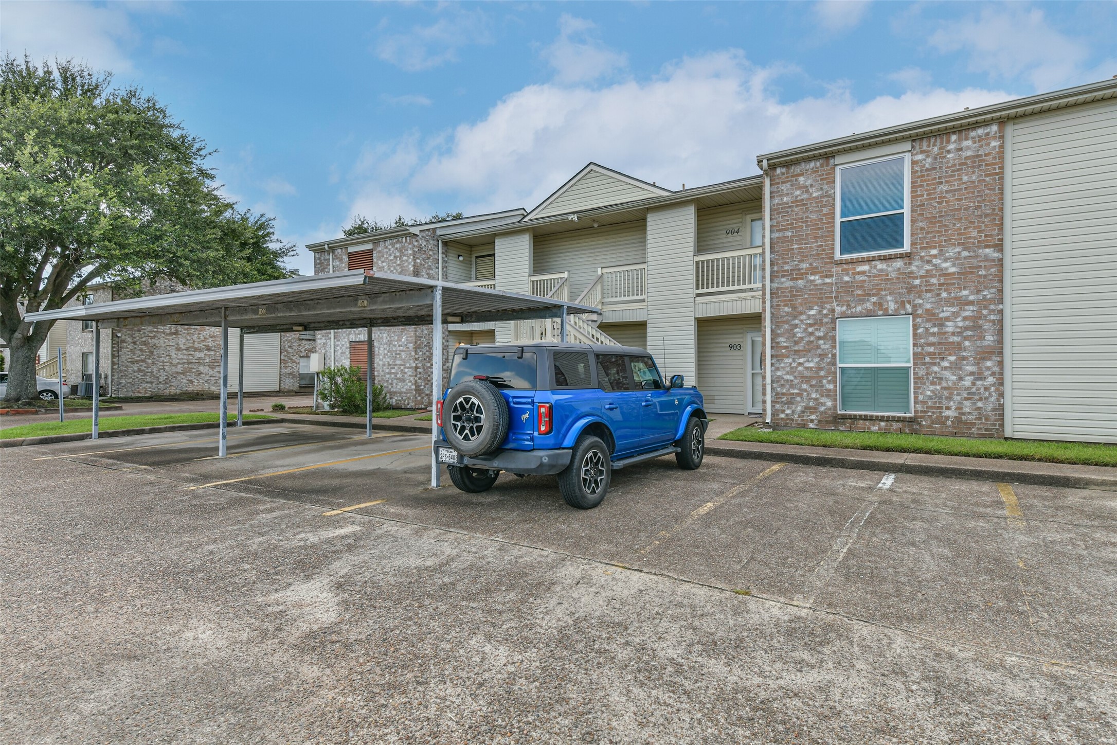 7600 Emmett F Lowry Expressway 904 Property Photo 23