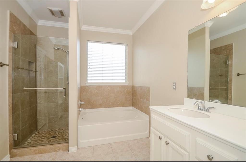 210 Riverway Bluff Lane Property Photo 7