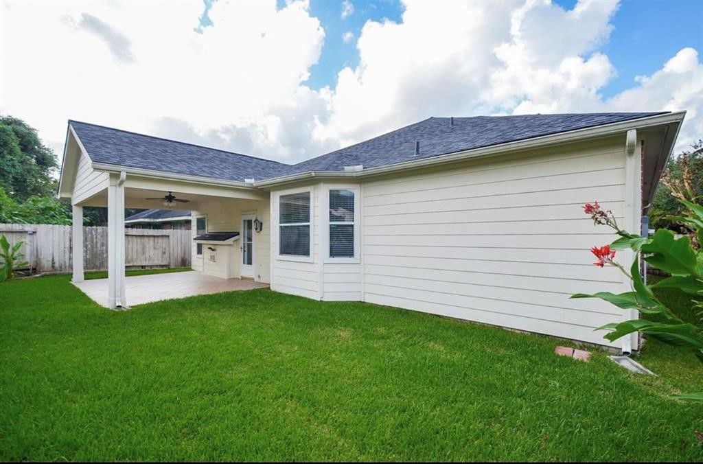210 Riverway Bluff Lane Property Photo 9