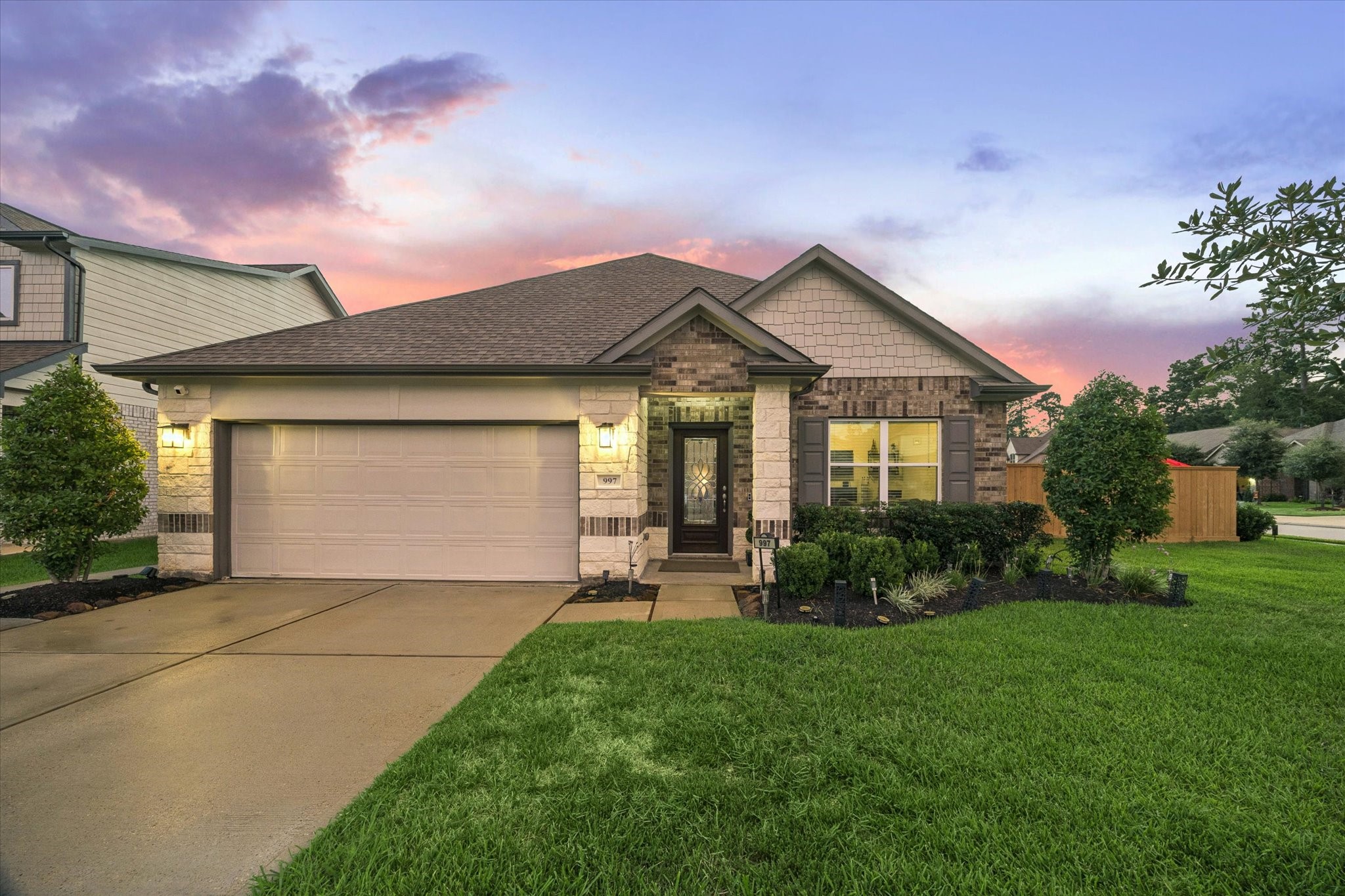997 Golden Willow Lane Property Photo