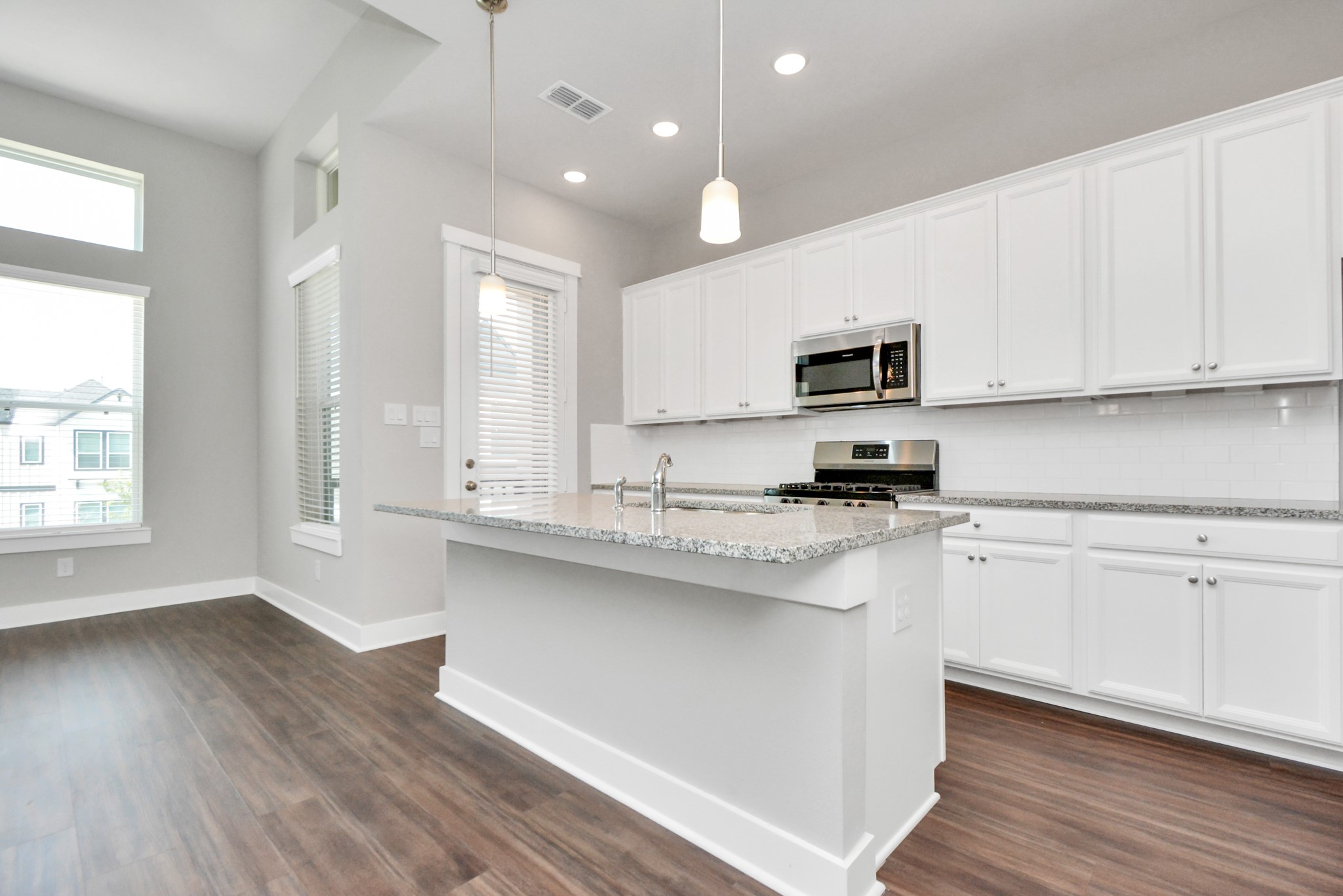 705 Strawberry Pines Court Property Photo 10