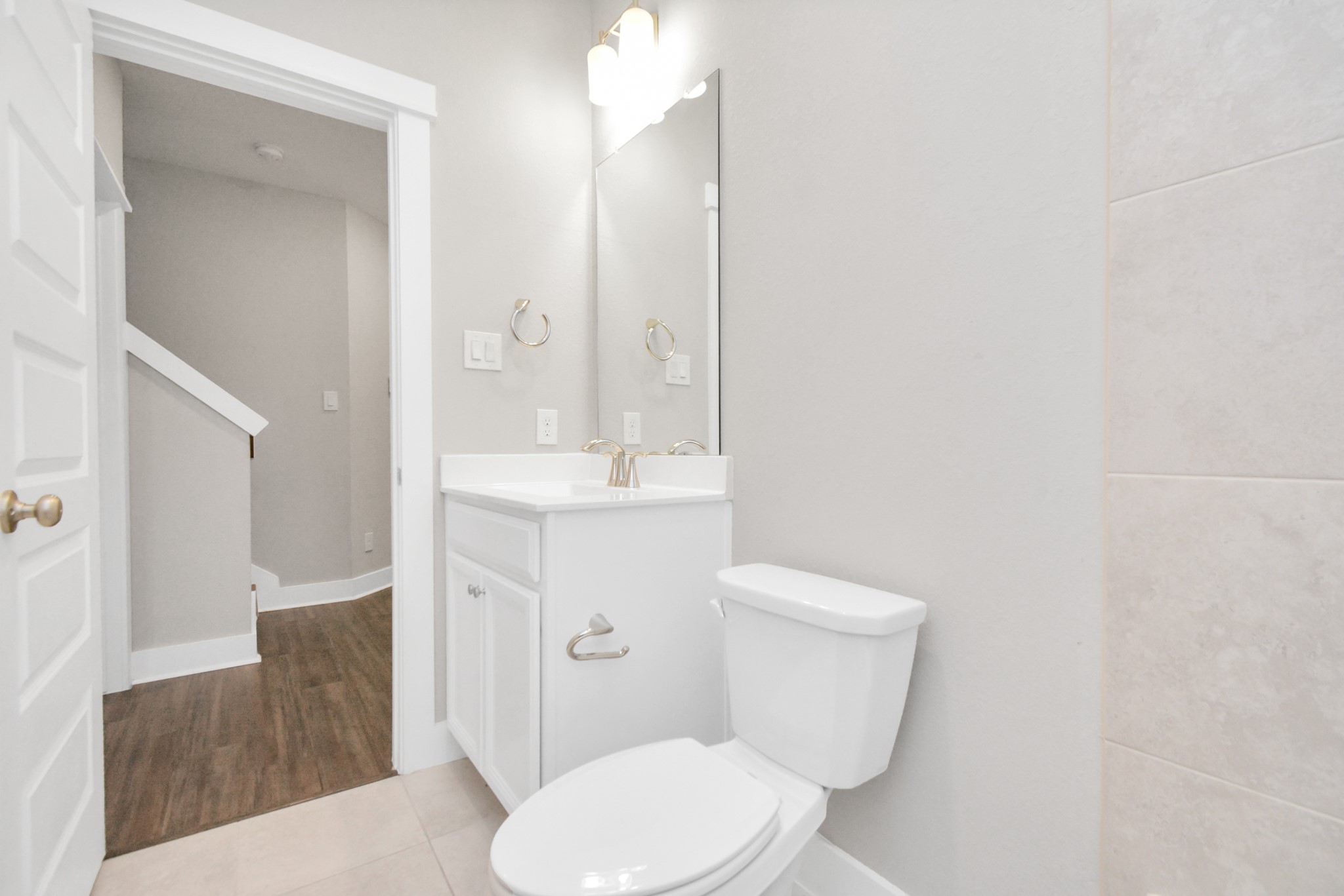 705 Strawberry Pines Court Property Photo 18