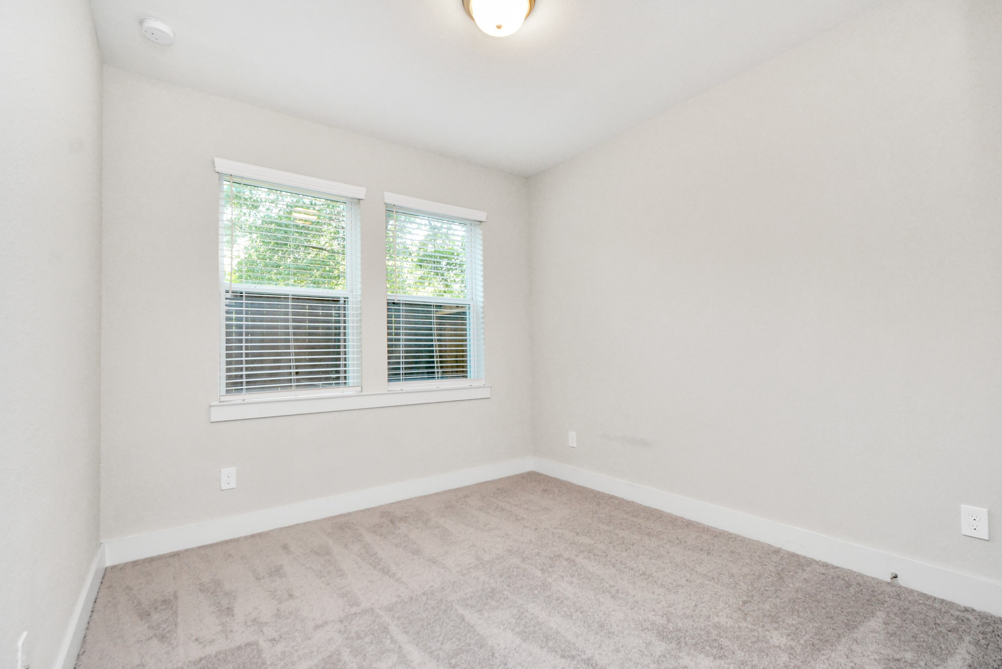 705 Strawberry Pines Court Property Photo 19