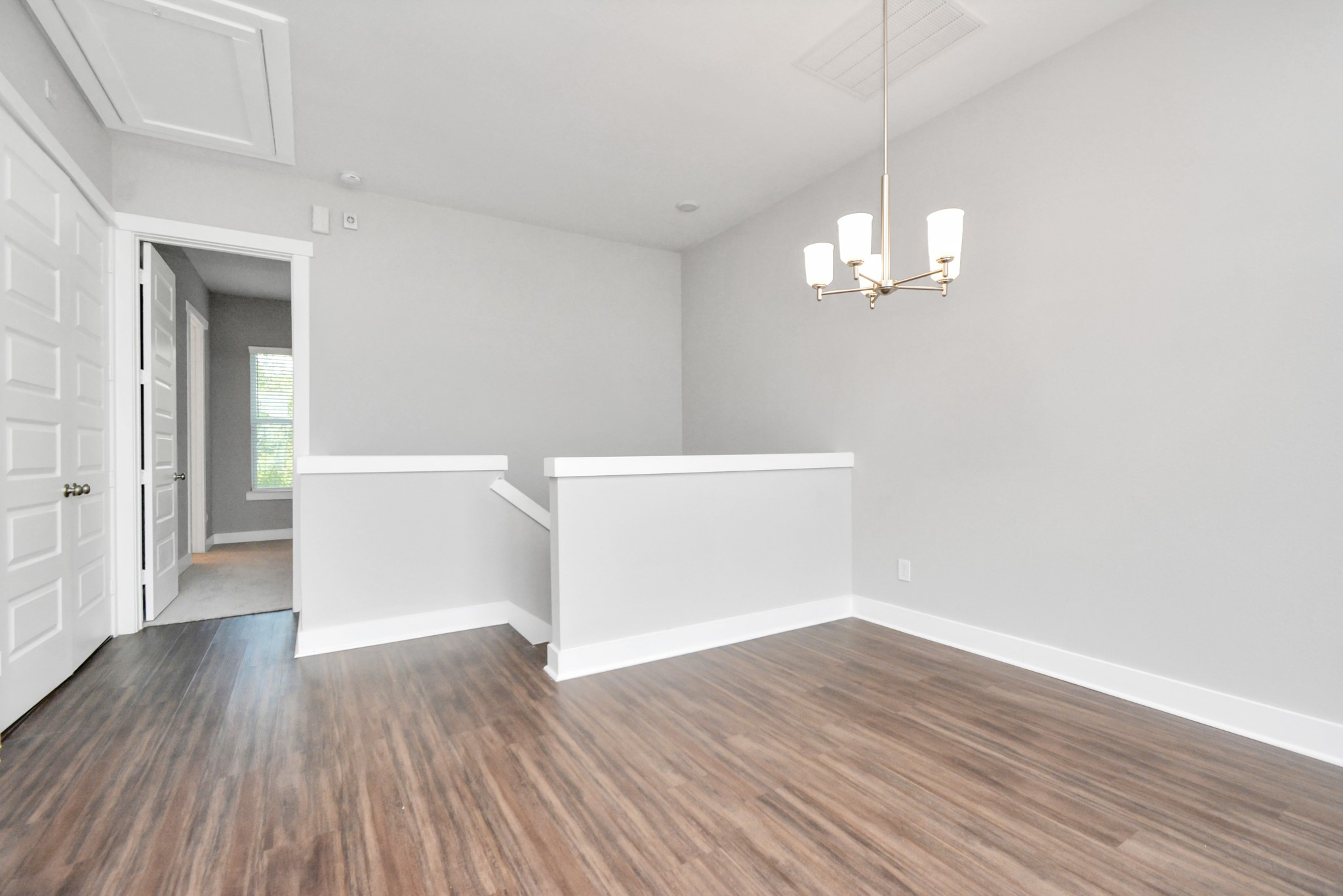 705 Strawberry Pines Court Property Photo 25
