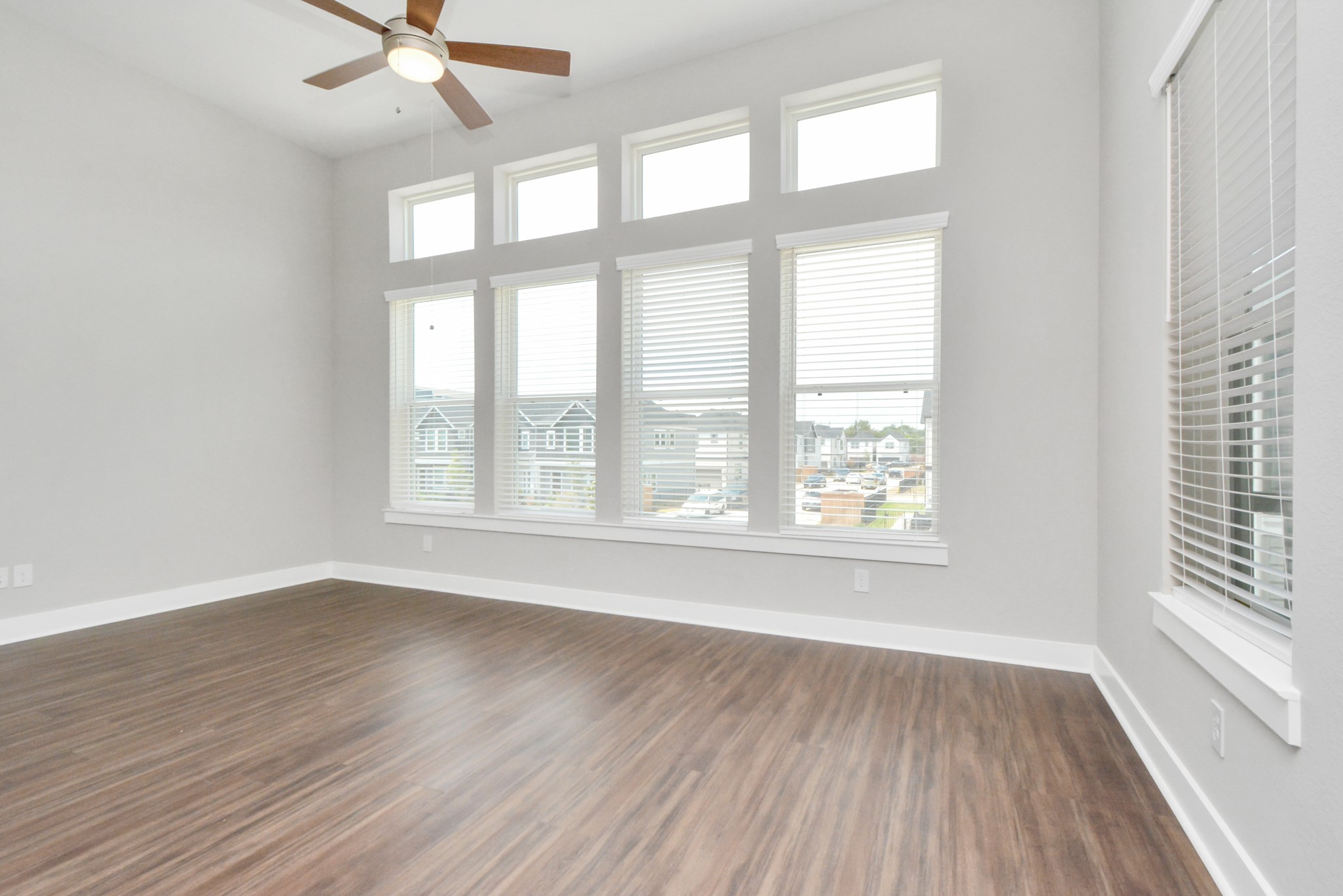 705 Strawberry Pines Court Property Photo 28