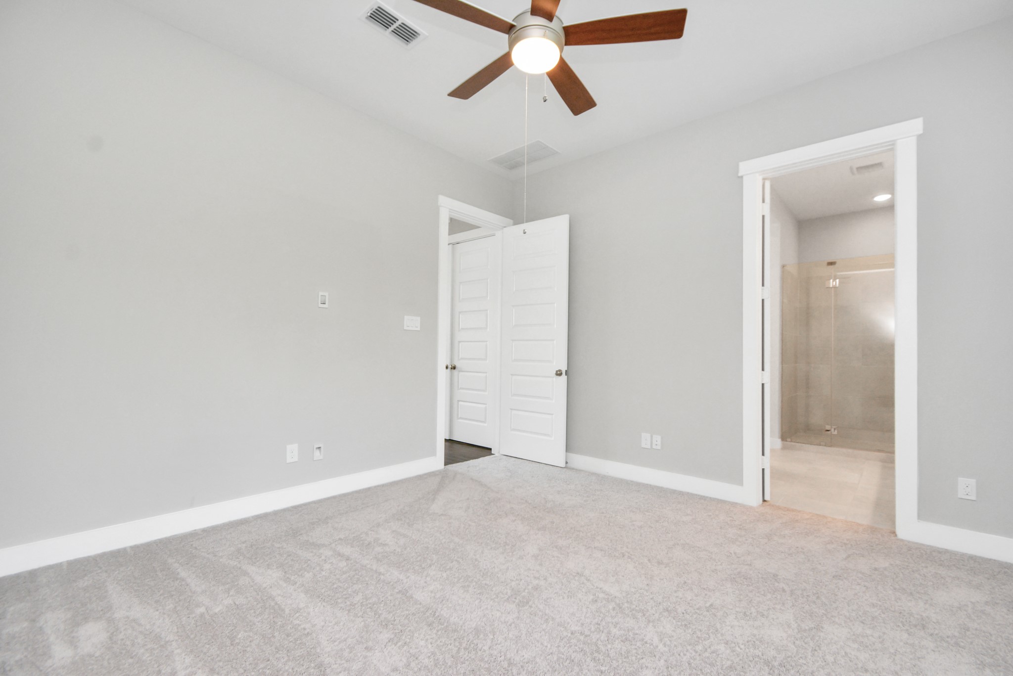 705 Strawberry Pines Court Property Photo 32