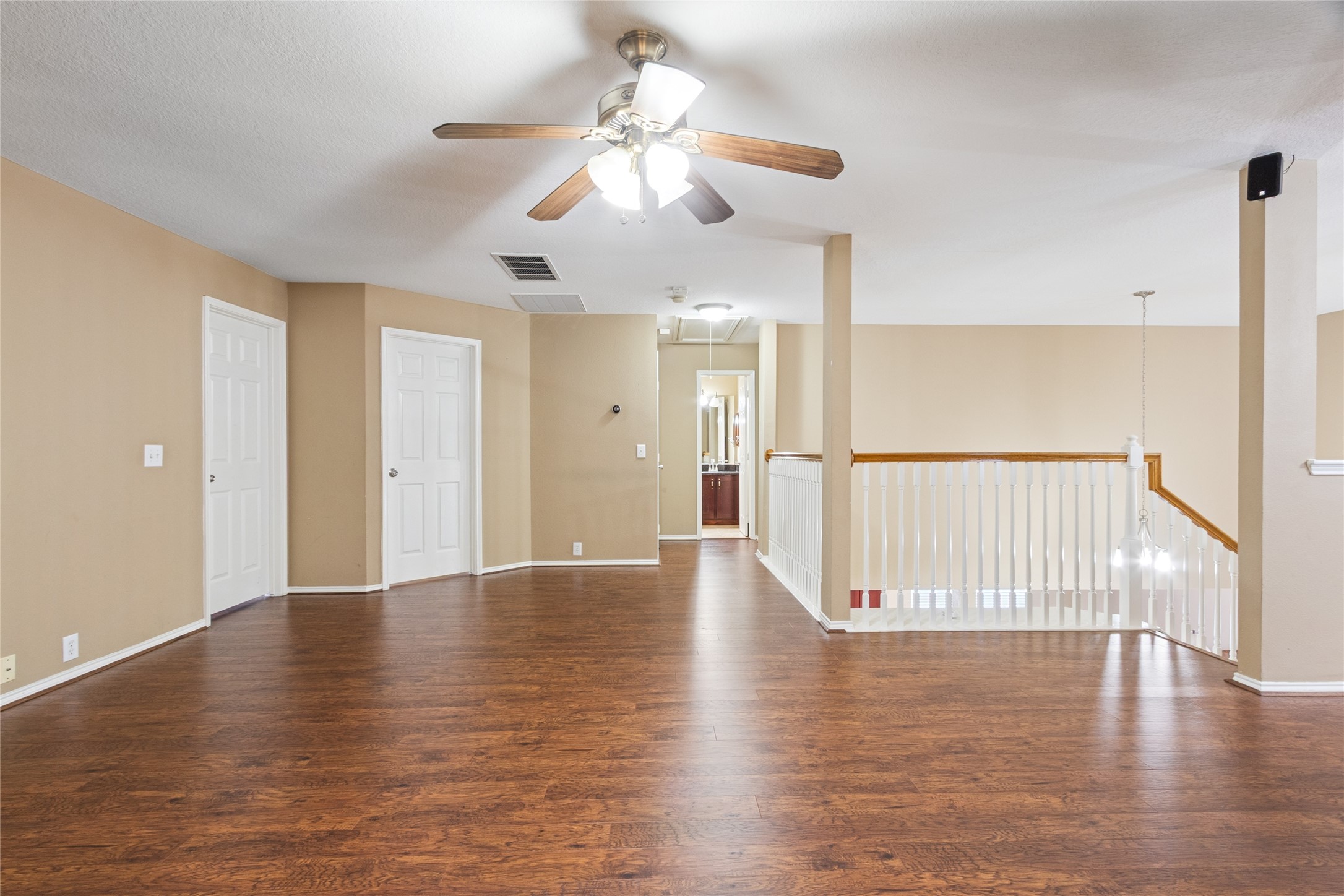 10306 Logan Bridge Lane Property Photo 17