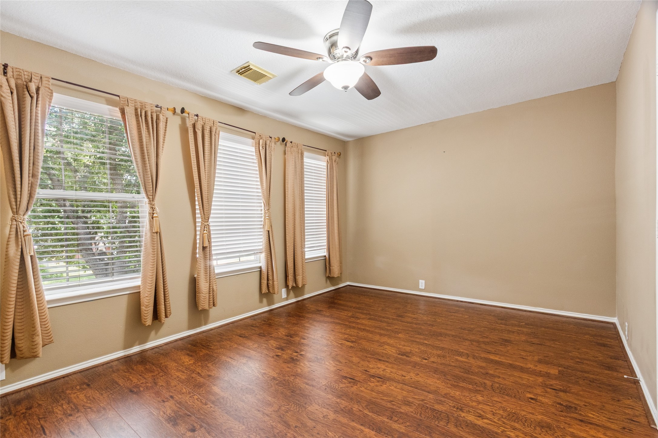 10306 Logan Bridge Lane Property Photo 22