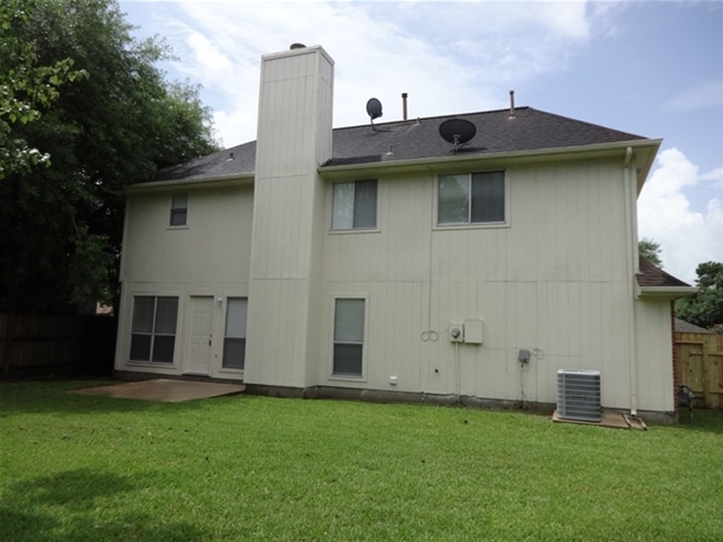 1103 Lochmoor Lane Property Photo 16