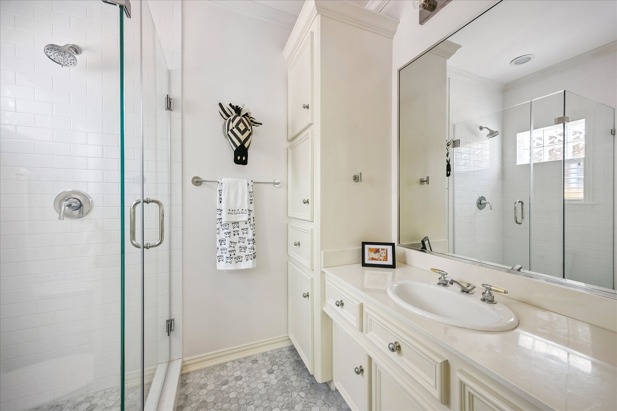 1815 Albans Road Property Photo 25