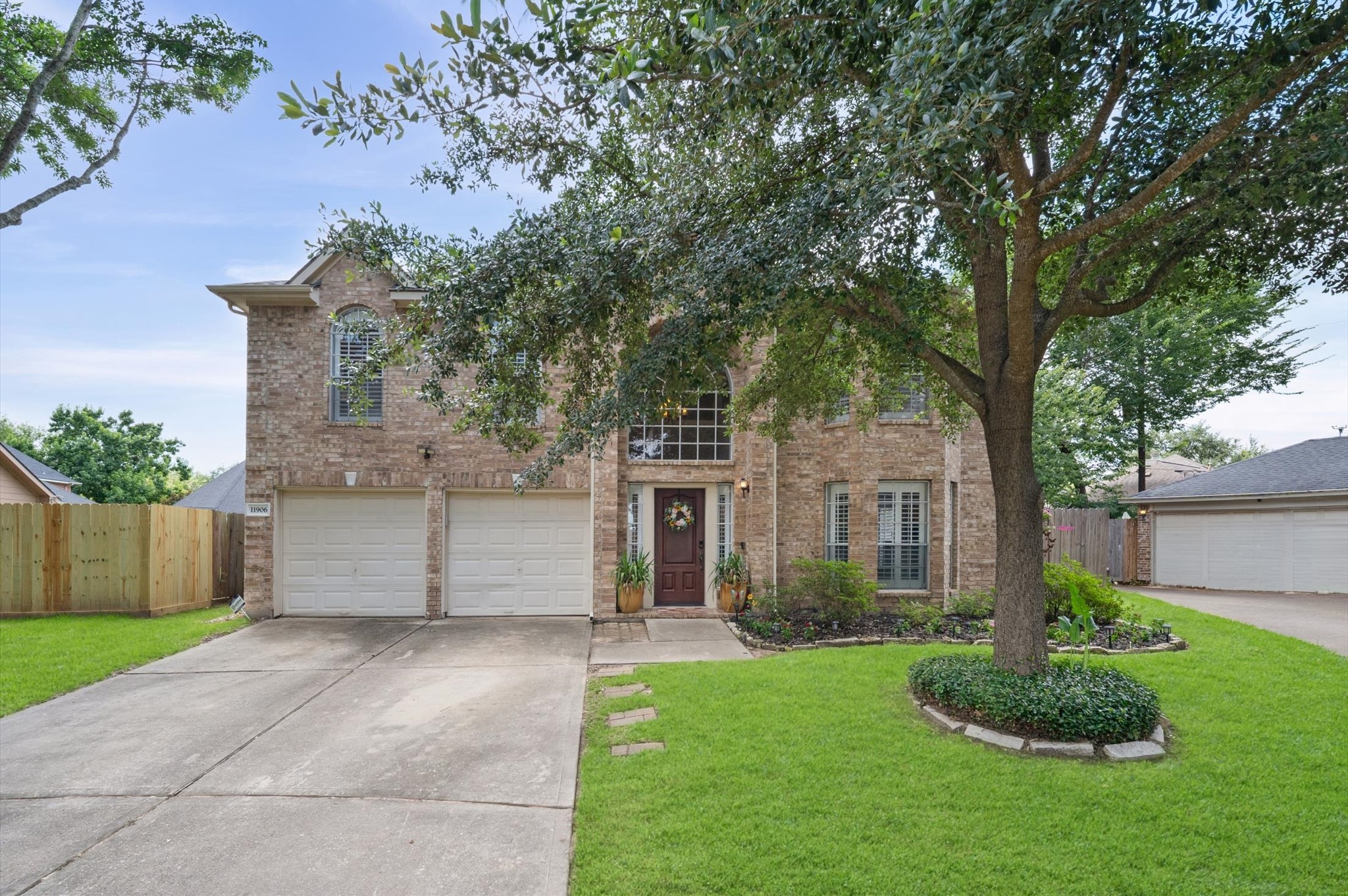 11906 Helene Court Property Photo 6