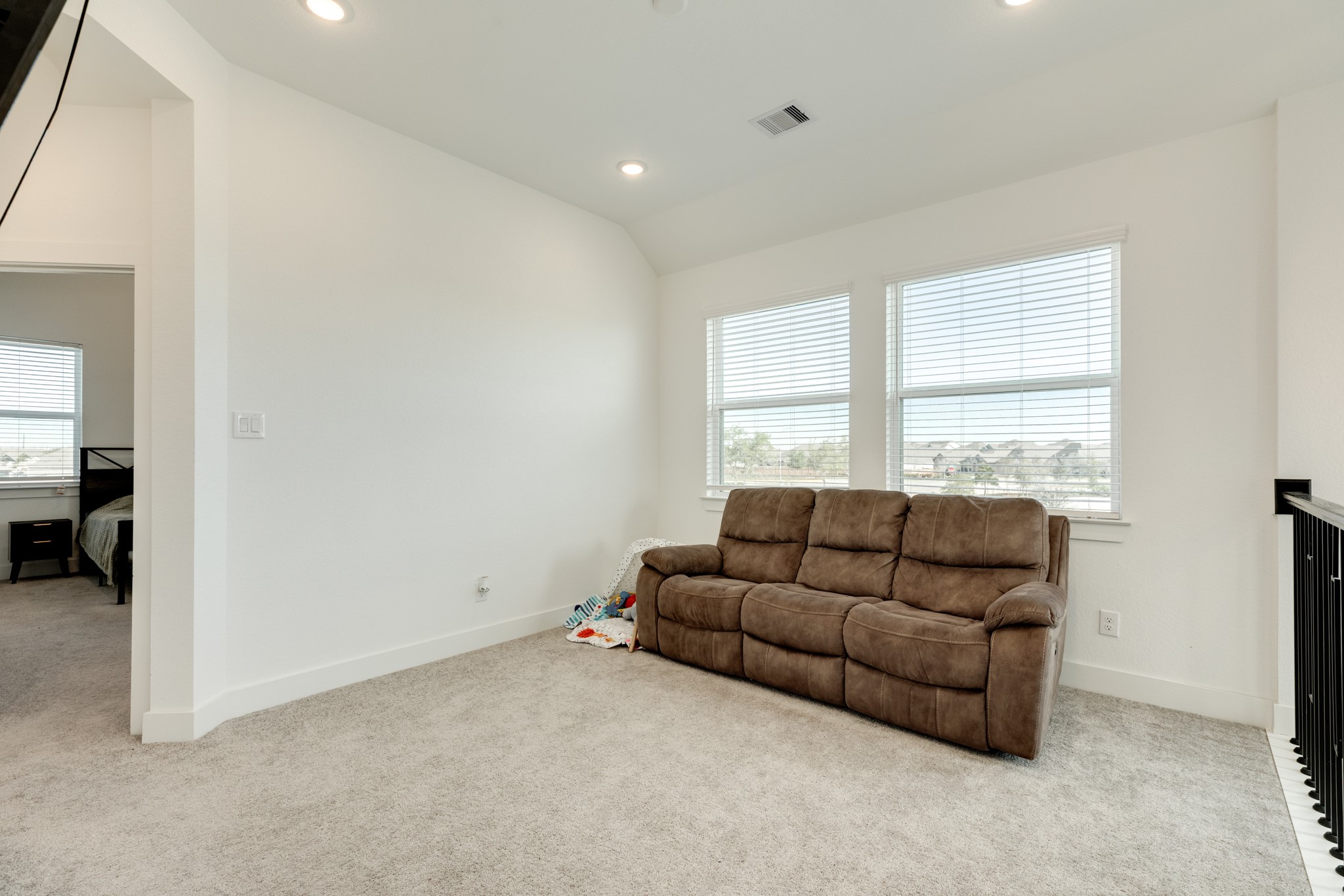 10002 Nectar Path Property Photo 16