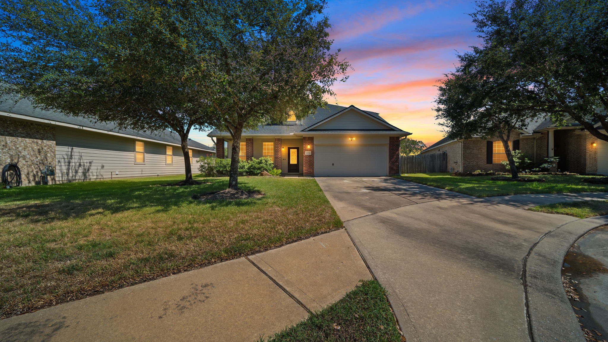16710 Moss Green Court Property Photo 1