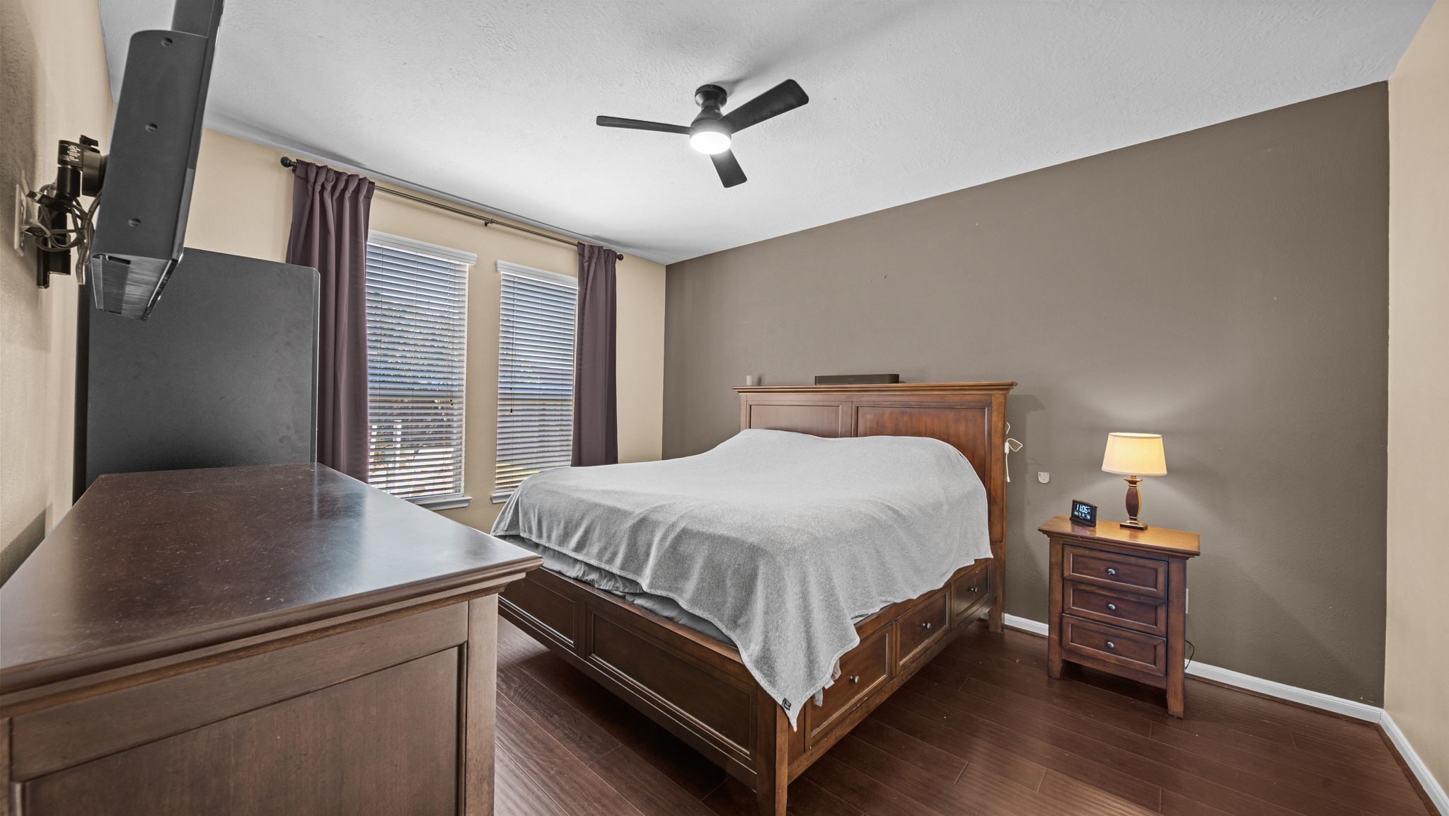 16710 Moss Green Court Property Photo 9