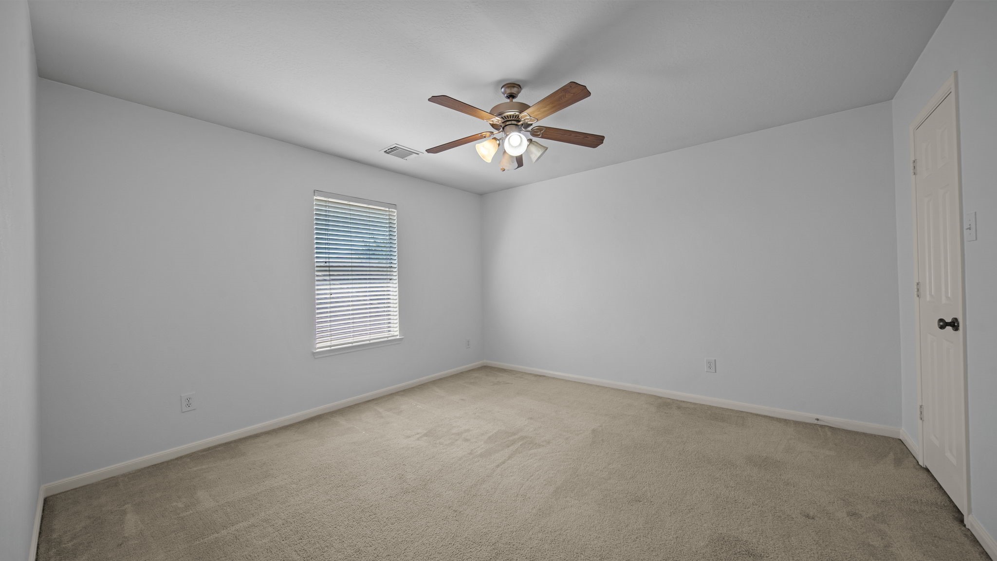 16710 Moss Green Court Property Photo 15