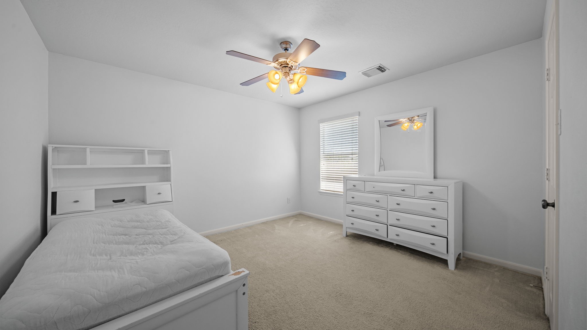 16710 Moss Green Court Property Photo 17