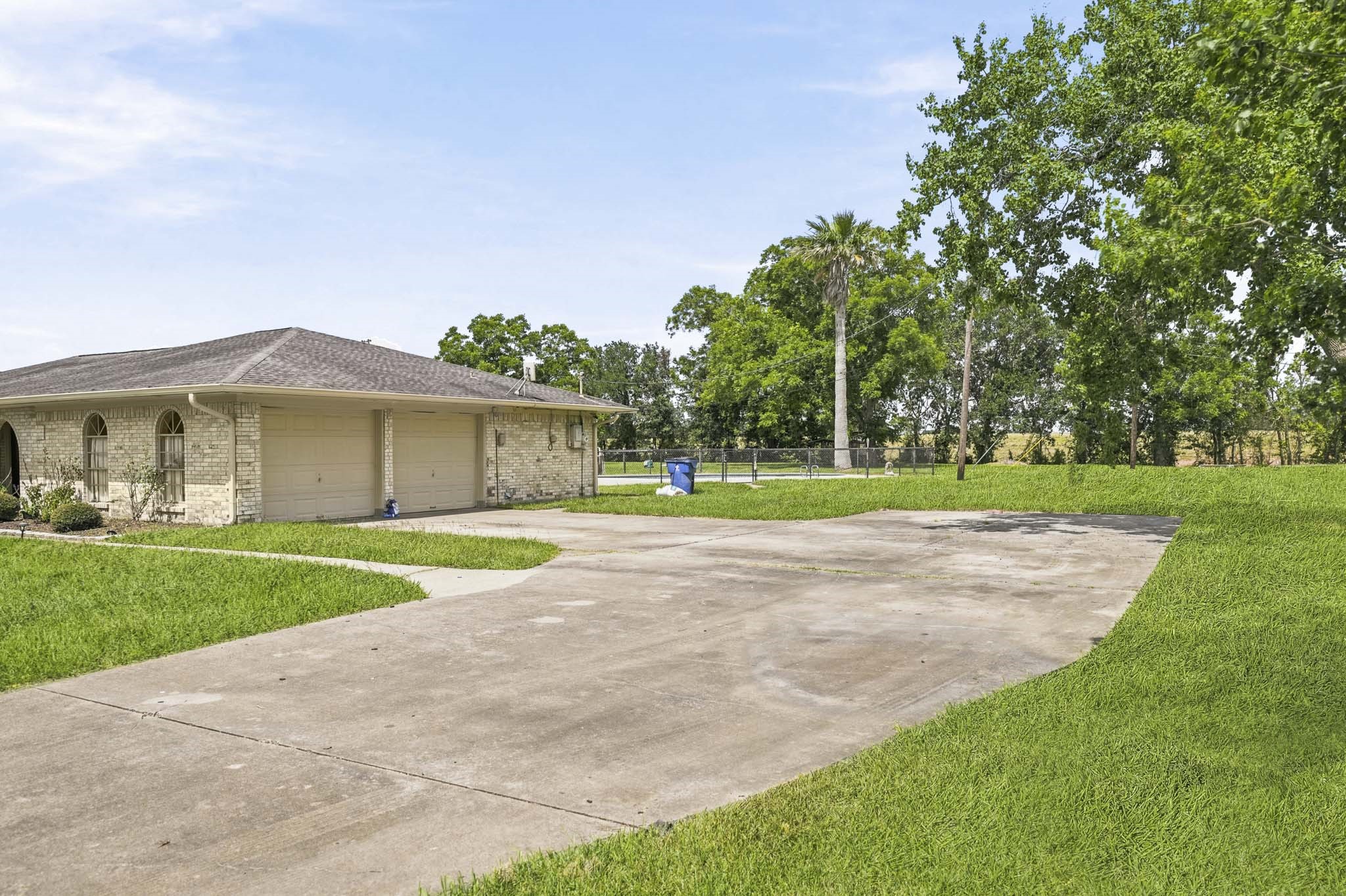 302 Country Road 893 Property Photo 6