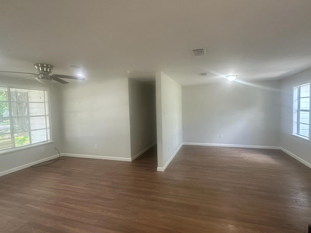 125 Kellum Street Property Photo 15