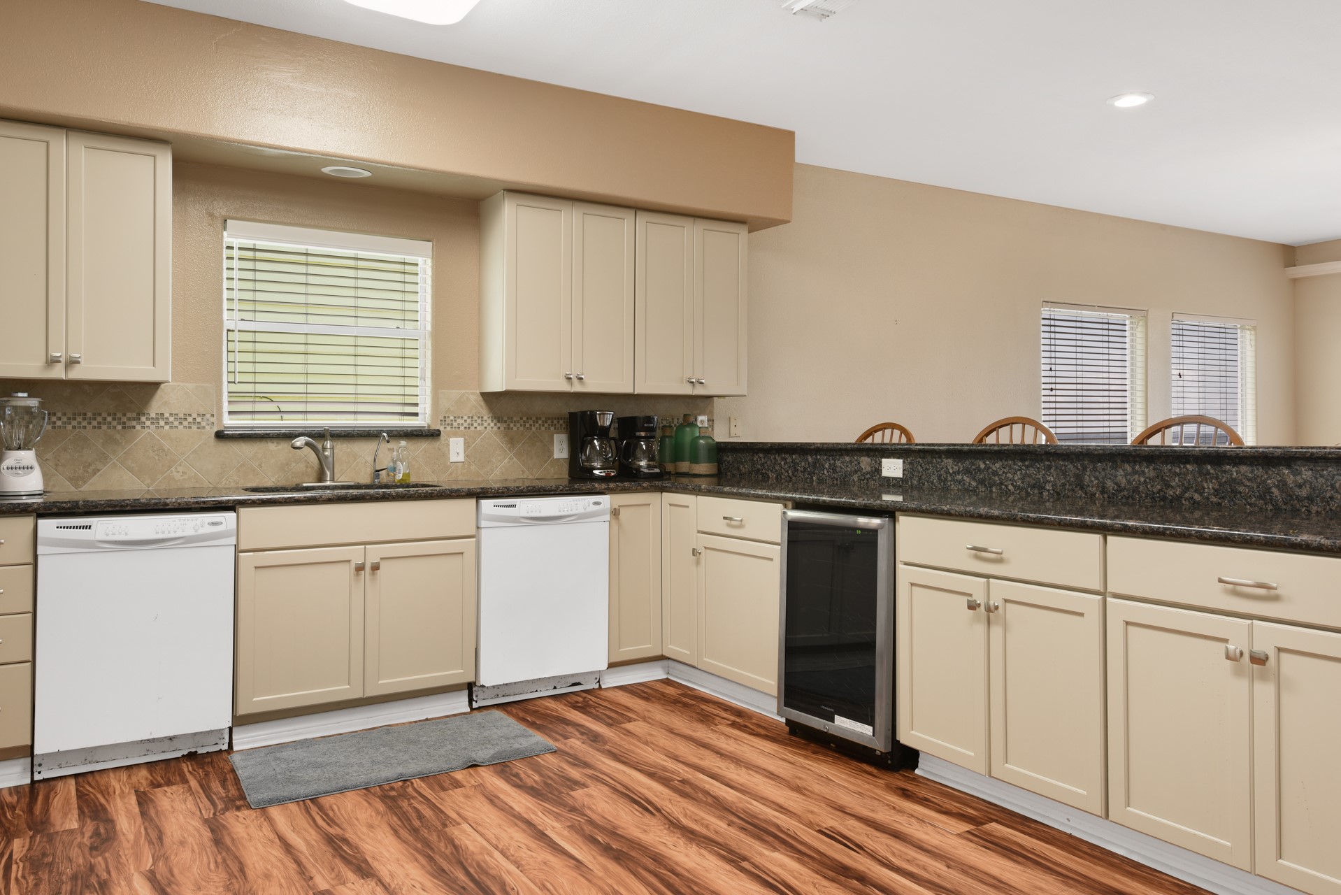 2438 Bluewater Highway Property Photo 12