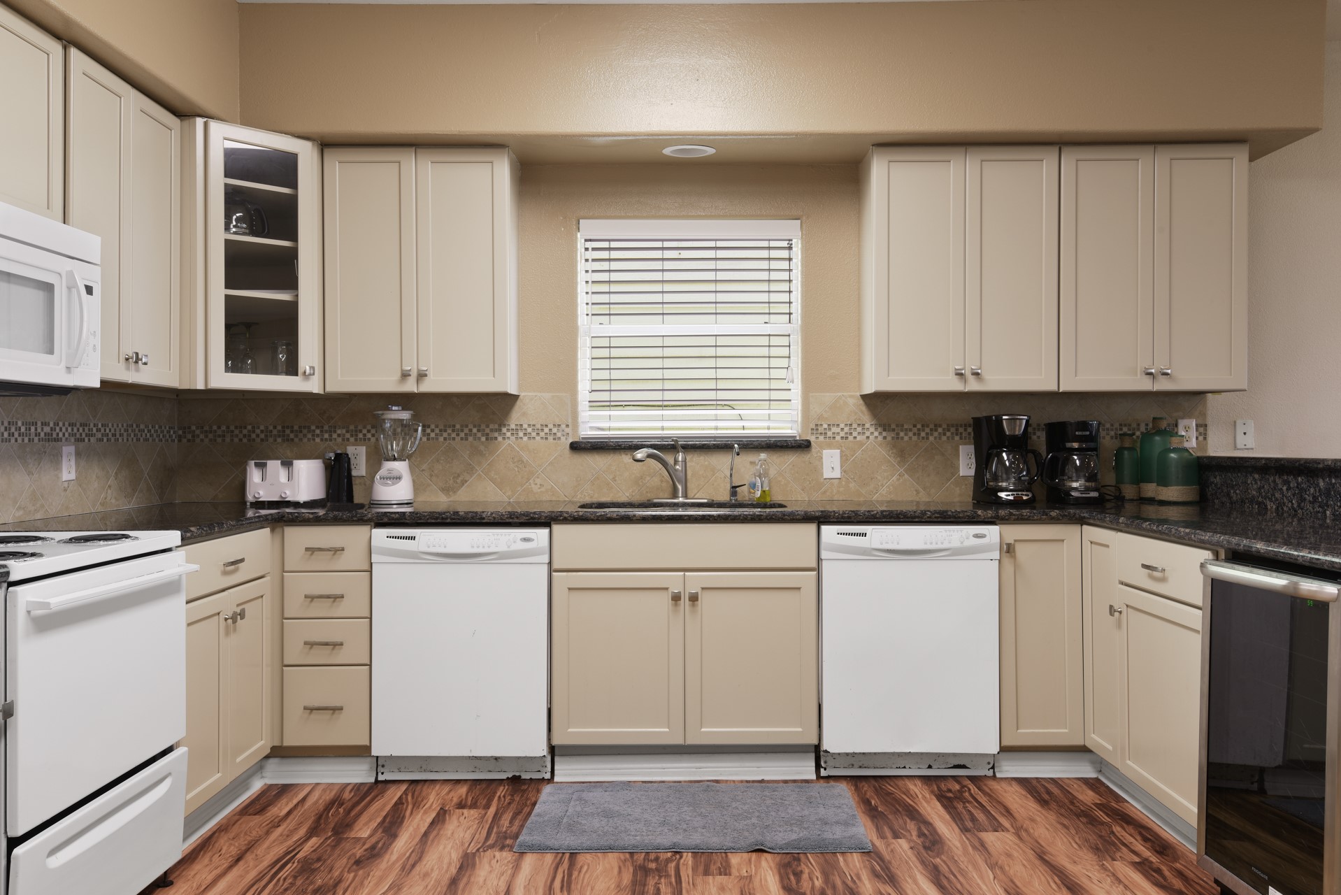 2438 Bluewater Highway Property Photo 13