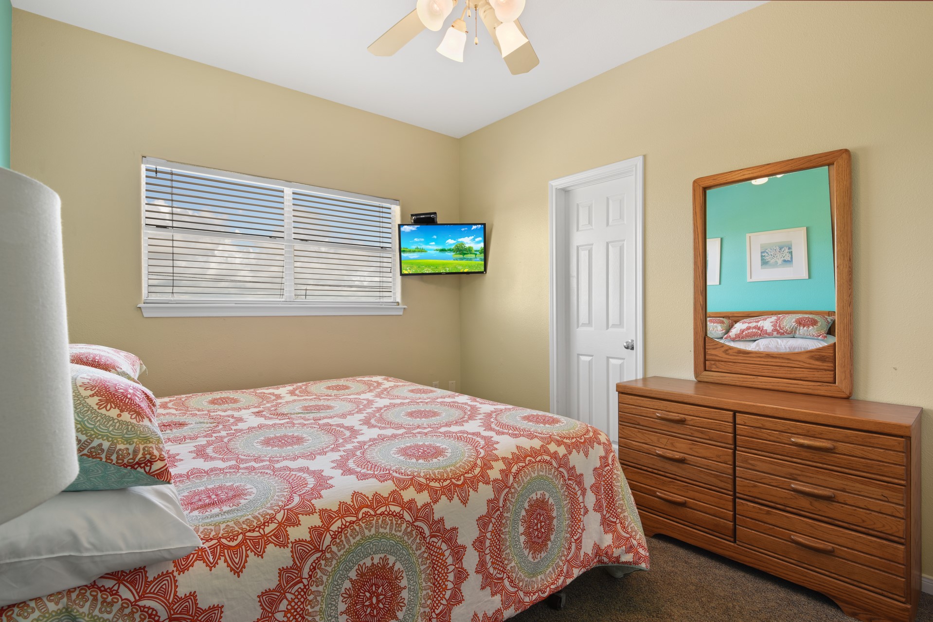 2438 Bluewater Highway Property Photo 14
