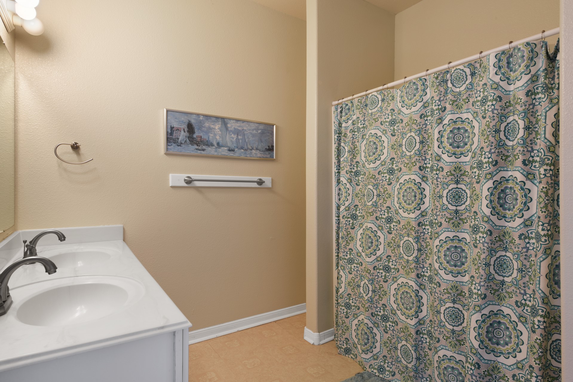 2438 Bluewater Highway Property Photo 25
