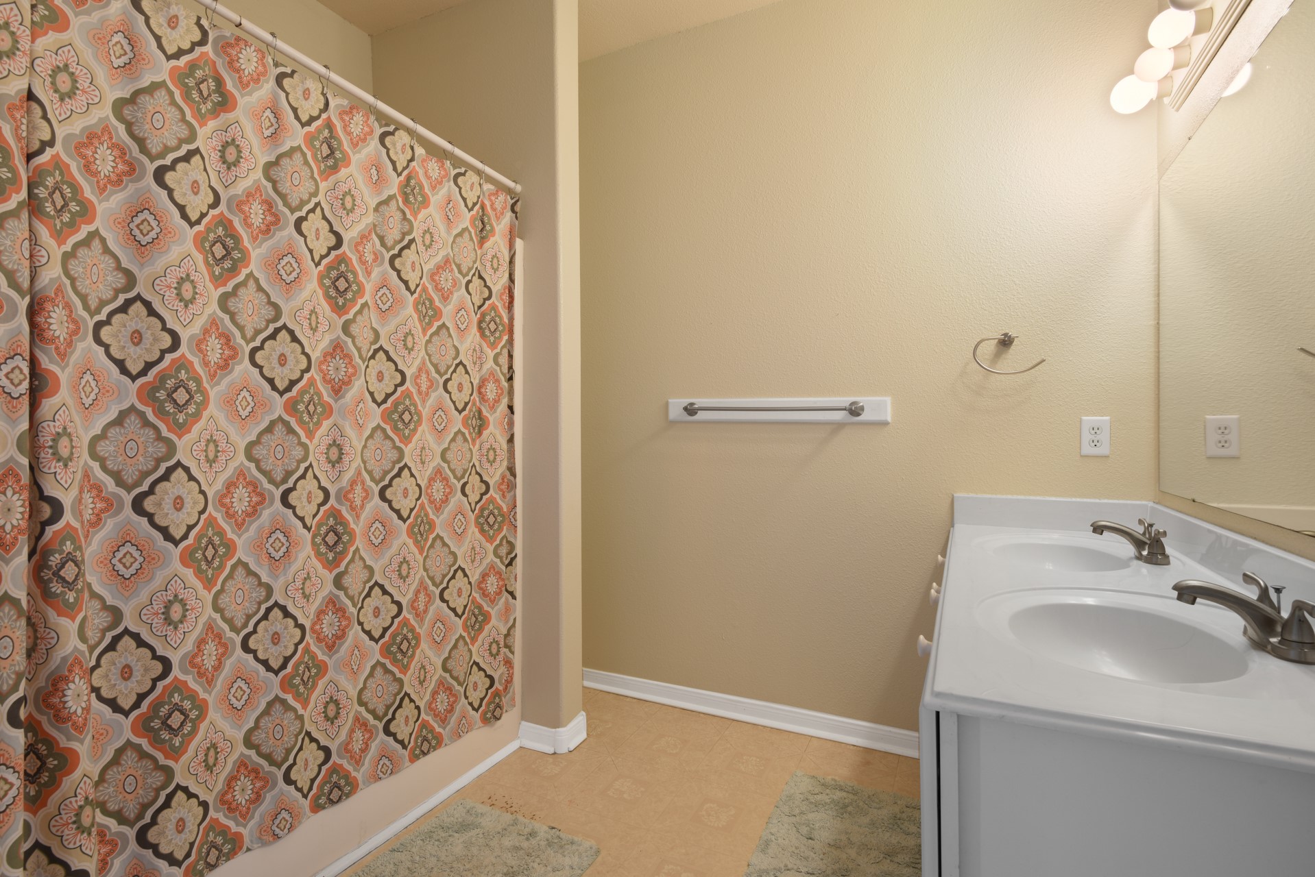 2438 Bluewater Highway Property Photo 29