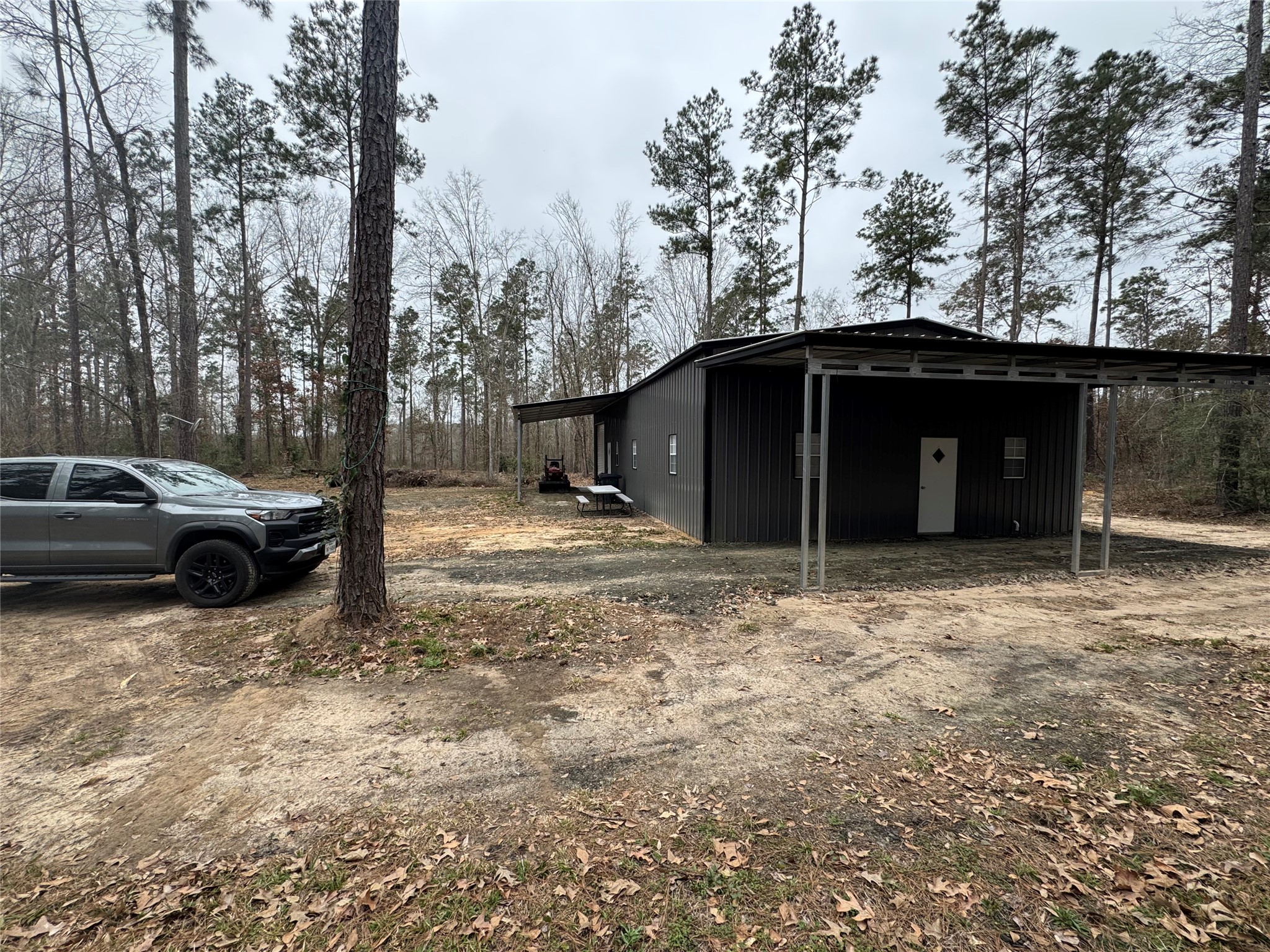 0103 Old Fm 705 Property Photo 13